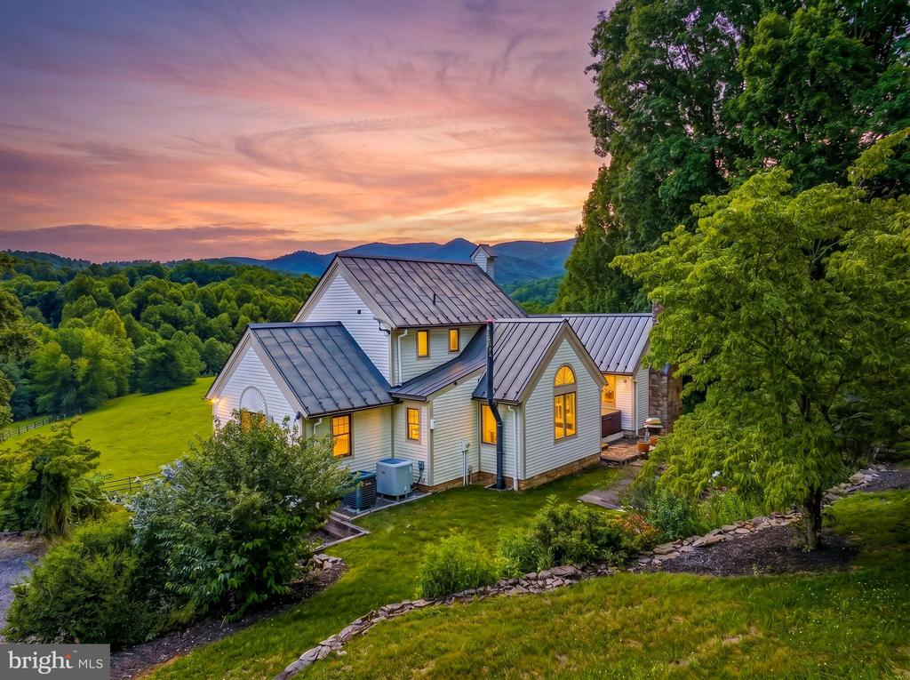 4028 S F T VALLEY RD, ETLAN, Virginia 22719, 5 Bedrooms Bedrooms, ,5 BathroomsBathrooms,Residential,4028 S F T VALLEY RD,VAMA2002818 MLS # VAMA2002818 4028 S F T VALLEY RD, ETLAN, Virginia 22719, 5 Bedrooms Bedrooms, ,5 BathroomsBathrooms,Residential,4028 S F T VALLEY RD,VAMA2002818 MLS # VAMA2002818
