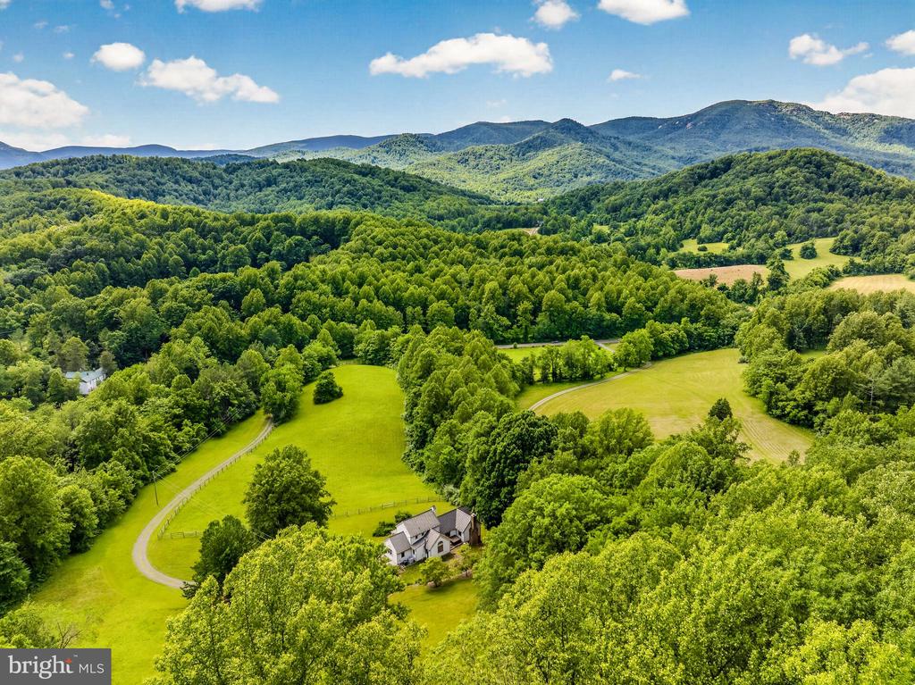4028 S F T VALLEY RD, ETLAN, Virginia 22719, 5 Bedrooms Bedrooms, ,5 BathroomsBathrooms,Residential,4028 S F T VALLEY RD,VAMA2002818 MLS # VAMA2002818 4028 S F T VALLEY RD, ETLAN, Virginia 22719, 5 Bedrooms Bedrooms, ,5 BathroomsBathrooms,Residential,4028 S F T VALLEY RD,VAMA2002818 MLS # VAMA2002818