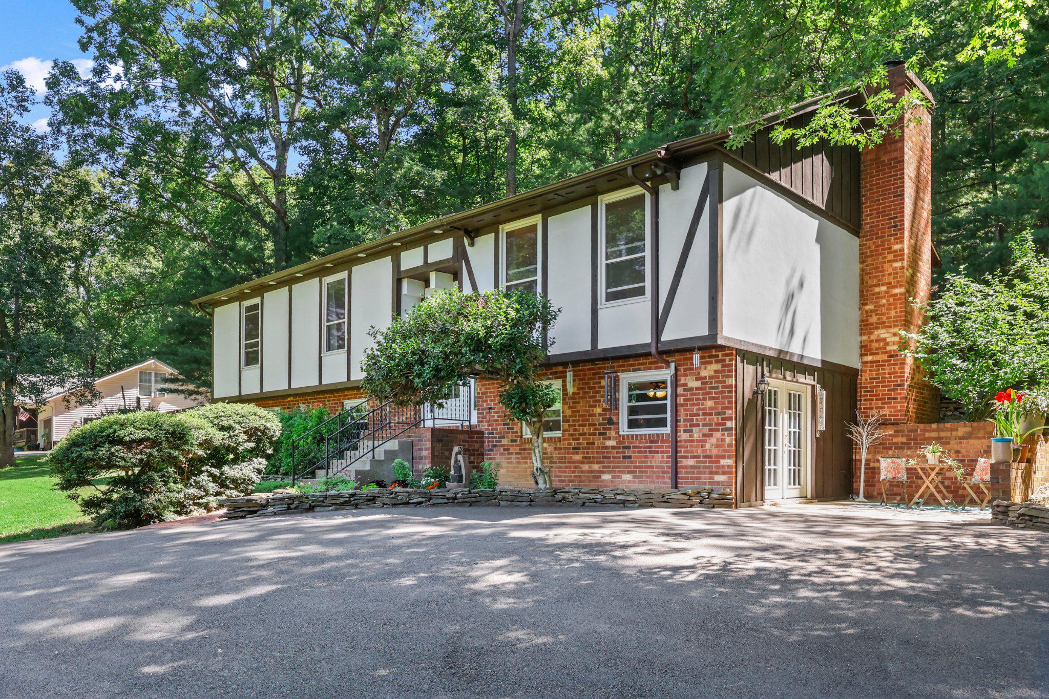 7357 AUBURN MILL RD, WARRENTON, Virginia 20187, 3 Bedrooms Bedrooms, ,2 BathroomsBathrooms,Residential,7357 AUBURN MILL RD,VAFQ2022588 MLS # VAFQ2022588 7357 AUBURN MILL RD, WARRENTON, Virginia 20187, 3 Bedrooms Bedrooms, ,2 BathroomsBathrooms,Residential,7357 AUBURN MILL RD,VAFQ2022588 MLS # VAFQ2022588