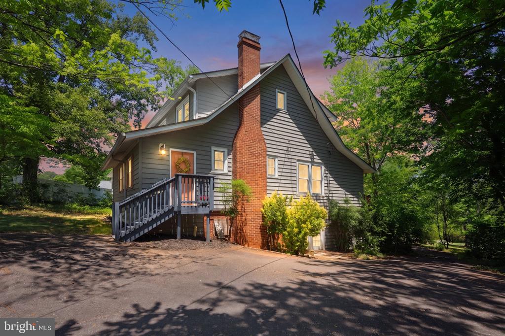 293 CAROLINE ST, ORANGE, Virginia 22960, 3 Bedrooms Bedrooms, ,3 BathroomsBathrooms,Residential,293 CAROLINE ST,VAOR2014486 MLS # VAOR2014486 293 CAROLINE ST, ORANGE, Virginia 22960, 3 Bedrooms Bedrooms, ,3 BathroomsBathrooms,Residential,293 CAROLINE ST,VAOR2014486 MLS # VAOR2014486