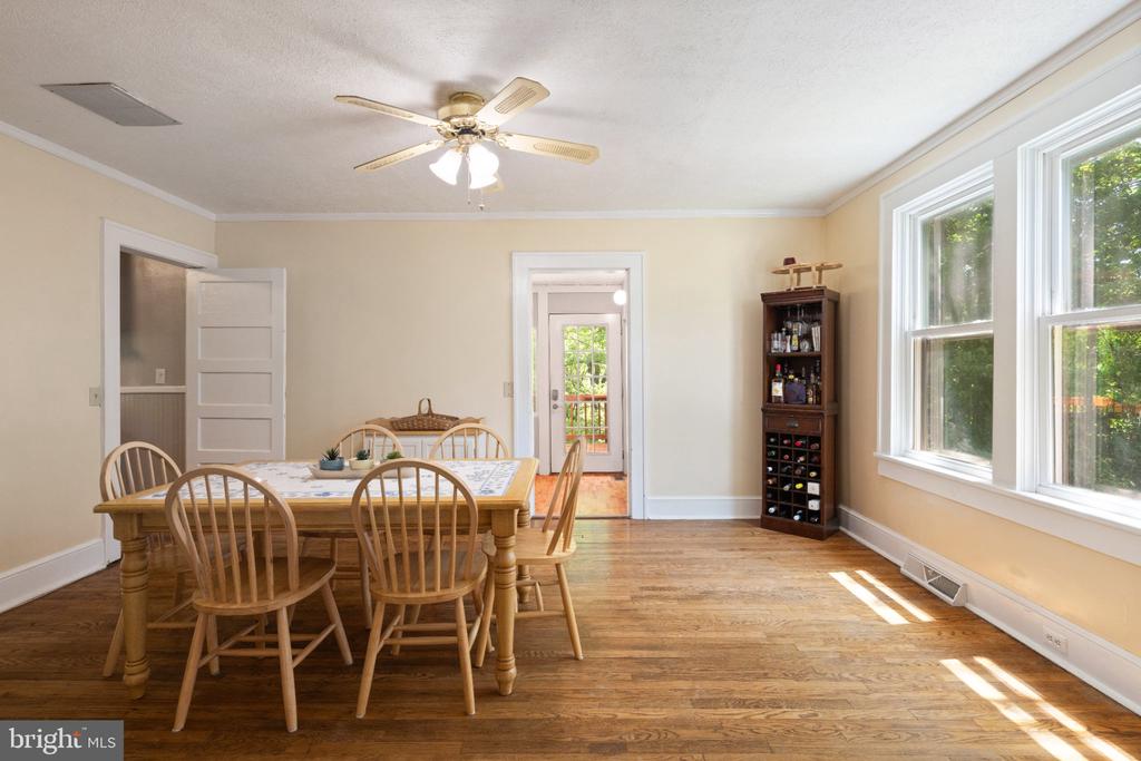 293 CAROLINE ST, ORANGE, Virginia 22960, 3 Bedrooms Bedrooms, ,3 BathroomsBathrooms,Residential,293 CAROLINE ST,VAOR2014486 MLS # VAOR2014486 293 CAROLINE ST, ORANGE, Virginia 22960, 3 Bedrooms Bedrooms, ,3 BathroomsBathrooms,Residential,293 CAROLINE ST,VAOR2014486 MLS # VAOR2014486