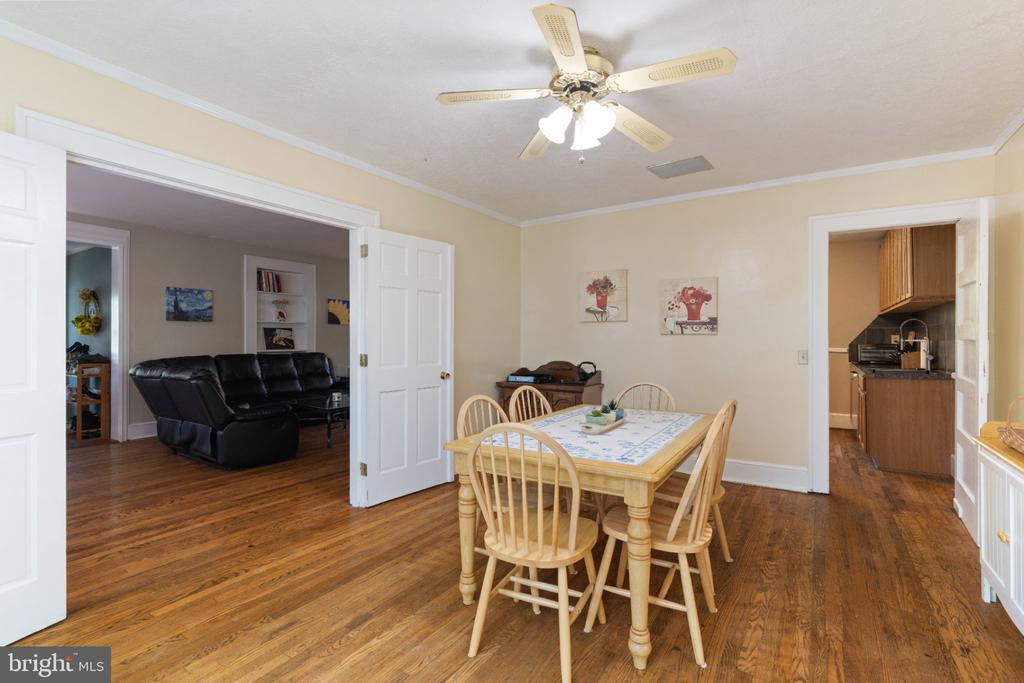 293 CAROLINE ST, ORANGE, Virginia 22960, 3 Bedrooms Bedrooms, ,3 BathroomsBathrooms,Residential,293 CAROLINE ST,VAOR2014486 MLS # VAOR2014486 293 CAROLINE ST, ORANGE, Virginia 22960, 3 Bedrooms Bedrooms, ,3 BathroomsBathrooms,Residential,293 CAROLINE ST,VAOR2014486 MLS # VAOR2014486