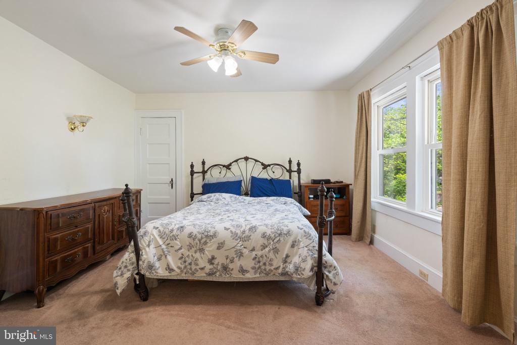 293 CAROLINE ST, ORANGE, Virginia 22960, 3 Bedrooms Bedrooms, ,3 BathroomsBathrooms,Residential,293 CAROLINE ST,VAOR2014486 MLS # VAOR2014486 293 CAROLINE ST, ORANGE, Virginia 22960, 3 Bedrooms Bedrooms, ,3 BathroomsBathrooms,Residential,293 CAROLINE ST,VAOR2014486 MLS # VAOR2014486