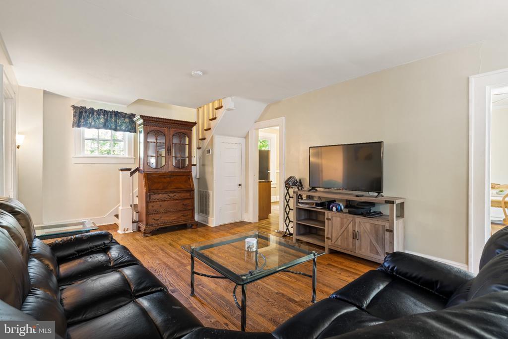 293 CAROLINE ST, ORANGE, Virginia 22960, 3 Bedrooms Bedrooms, ,3 BathroomsBathrooms,Residential,293 CAROLINE ST,VAOR2014486 MLS # VAOR2014486 293 CAROLINE ST, ORANGE, Virginia 22960, 3 Bedrooms Bedrooms, ,3 BathroomsBathrooms,Residential,293 CAROLINE ST,VAOR2014486 MLS # VAOR2014486