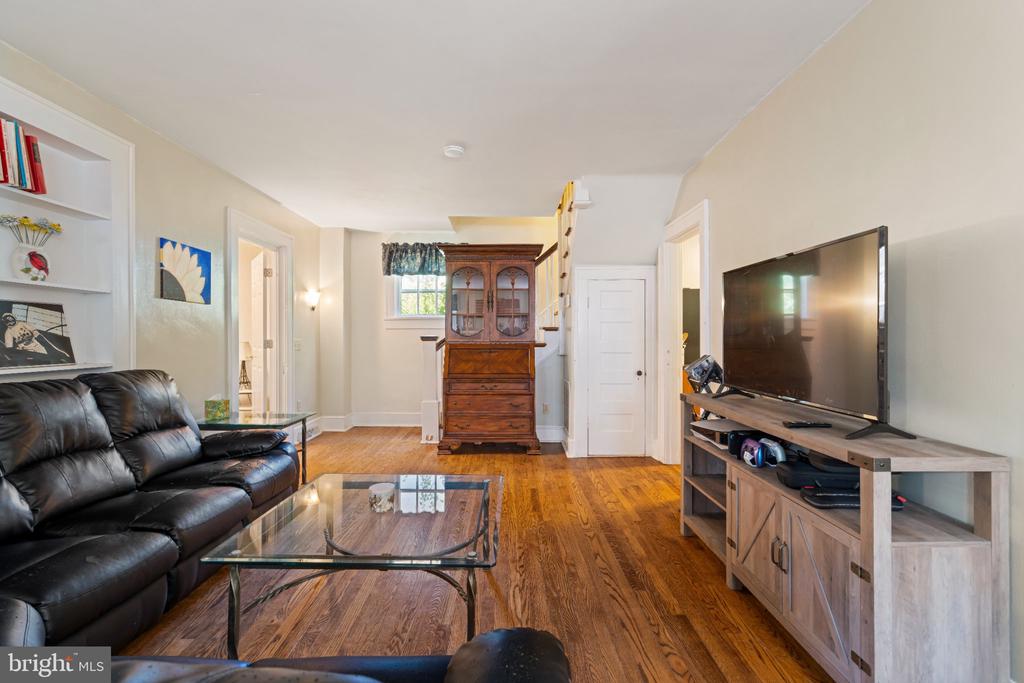 293 CAROLINE ST, ORANGE, Virginia 22960, 3 Bedrooms Bedrooms, ,3 BathroomsBathrooms,Residential,293 CAROLINE ST,VAOR2014486 MLS # VAOR2014486 293 CAROLINE ST, ORANGE, Virginia 22960, 3 Bedrooms Bedrooms, ,3 BathroomsBathrooms,Residential,293 CAROLINE ST,VAOR2014486 MLS # VAOR2014486