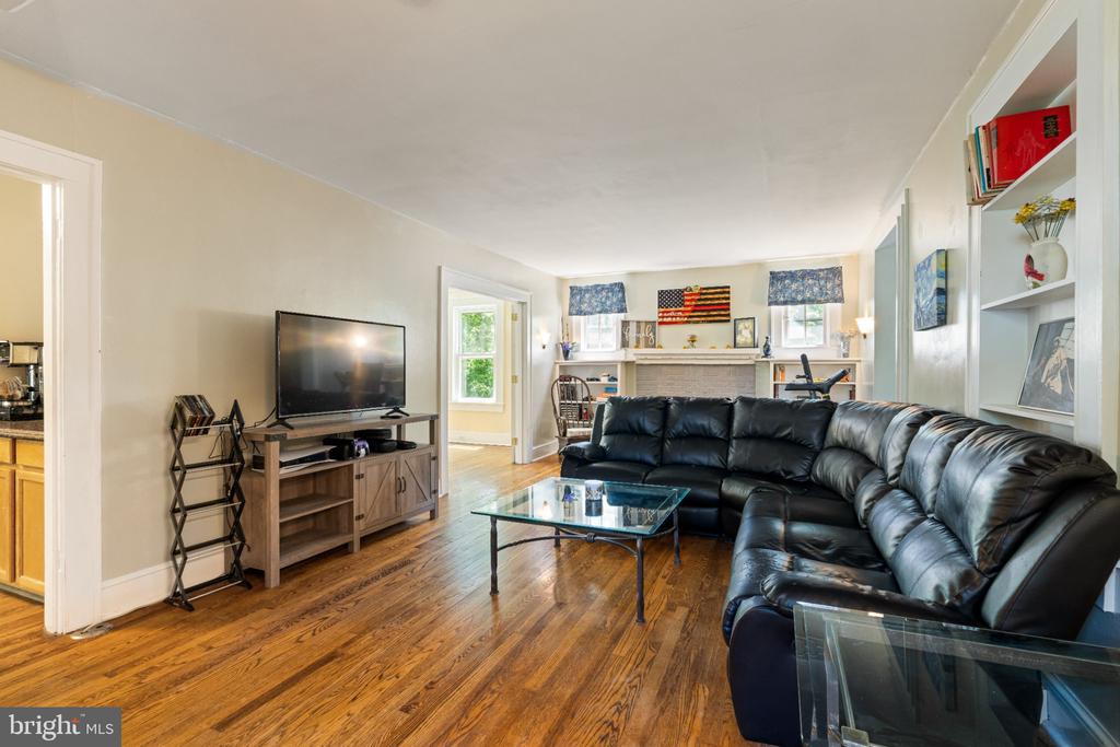 293 CAROLINE ST, ORANGE, Virginia 22960, 3 Bedrooms Bedrooms, ,3 BathroomsBathrooms,Residential,293 CAROLINE ST,VAOR2014486 MLS # VAOR2014486 293 CAROLINE ST, ORANGE, Virginia 22960, 3 Bedrooms Bedrooms, ,3 BathroomsBathrooms,Residential,293 CAROLINE ST,VAOR2014486 MLS # VAOR2014486
