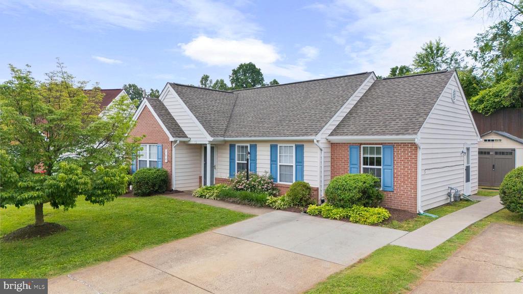 784 RIPPLEBROOK DR, CULPEPER, Virginia 22701, 3 Bedrooms Bedrooms, ,2 BathroomsBathrooms,Residential,784 RIPPLEBROOK DR,VACU2014086 MLS # VACU2014086 784 RIPPLEBROOK DR, CULPEPER, Virginia 22701, 3 Bedrooms Bedrooms, ,2 BathroomsBathrooms,Residential,784 RIPPLEBROOK DR,VACU2014086 MLS # VACU2014086