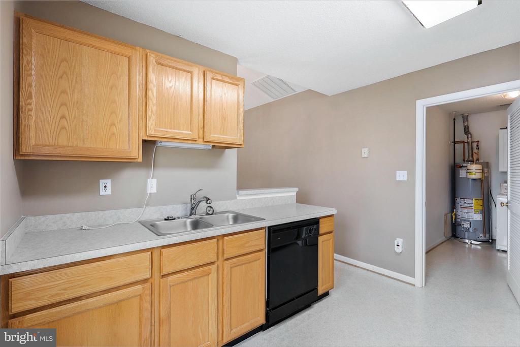 784 RIPPLEBROOK DR, CULPEPER, Virginia 22701, 3 Bedrooms Bedrooms, ,2 BathroomsBathrooms,Residential,784 RIPPLEBROOK DR,VACU2014086 MLS # VACU2014086 784 RIPPLEBROOK DR, CULPEPER, Virginia 22701, 3 Bedrooms Bedrooms, ,2 BathroomsBathrooms,Residential,784 RIPPLEBROOK DR,VACU2014086 MLS # VACU2014086
