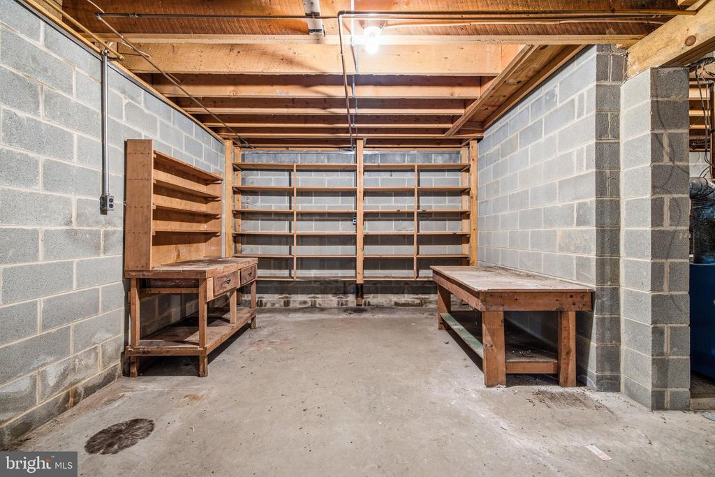 2416 NEWPORT RD, SHENANDOAH, Virginia 22849, 2 Bedrooms Bedrooms, ,1 BathroomBathrooms,Residential,2416 NEWPORT RD,VAPA2006474 MLS # VAPA2006474