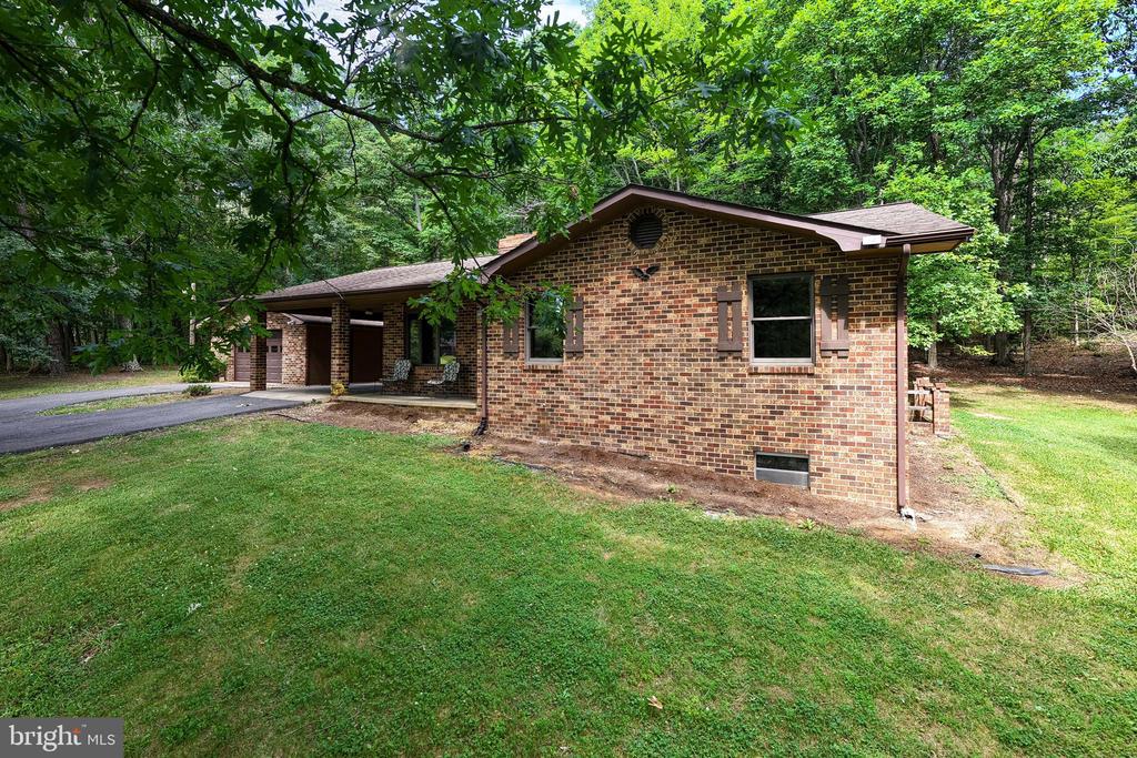 2416 NEWPORT RD, SHENANDOAH, Virginia 22849, 2 Bedrooms Bedrooms, ,1 BathroomBathrooms,Residential,2416 NEWPORT RD,VAPA2006474 MLS # VAPA2006474