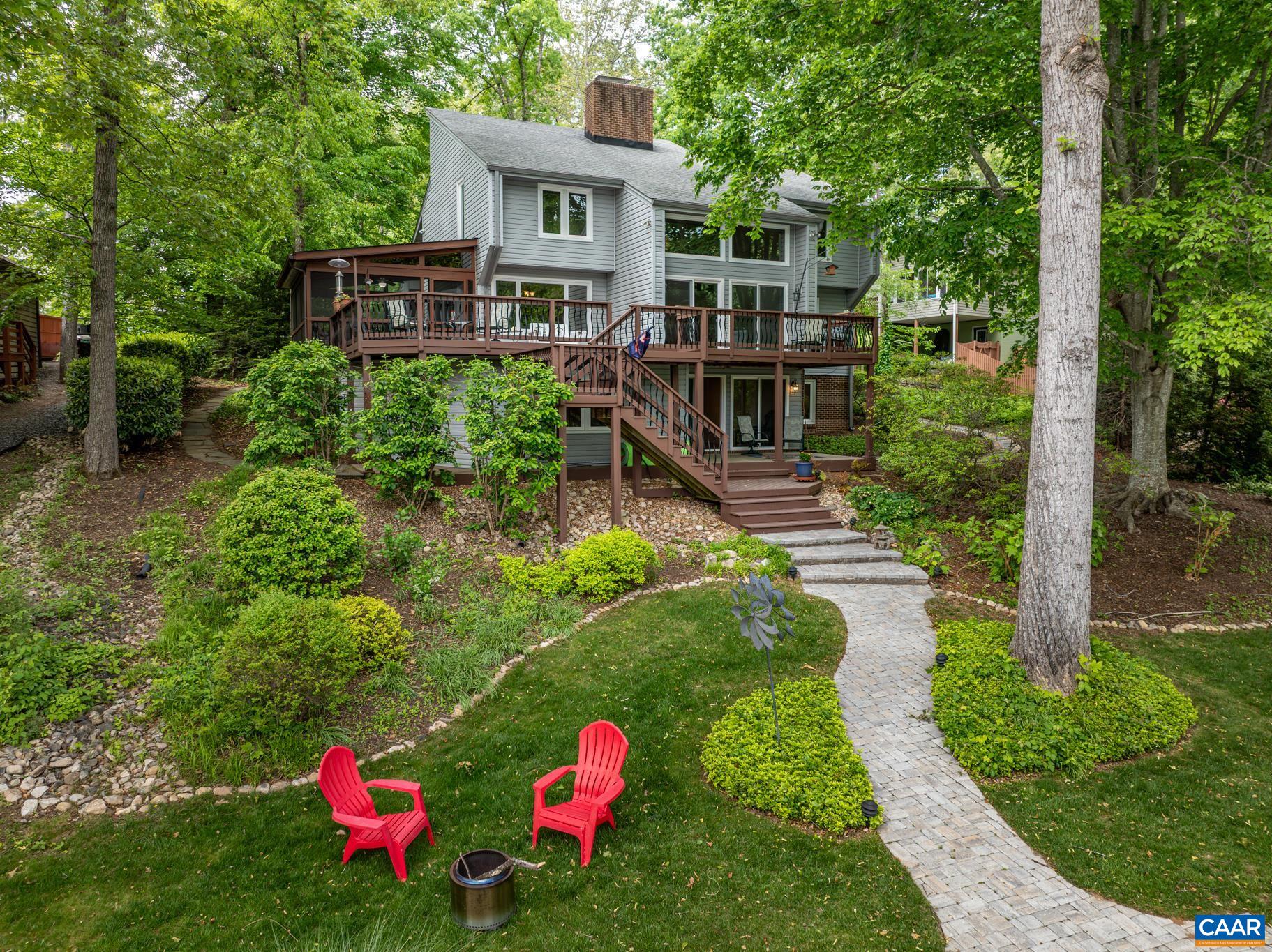 4 LAKEVIEW CIR, PALMYRA, Virginia 22963, 5 Bedrooms Bedrooms, ,3 BathroomsBathrooms,Residential,Waterfront tranquility,4 LAKEVIEW CIR,676504 MLS # 676504 4 LAKEVIEW CIR, PALMYRA, Virginia 22963, 5 Bedrooms Bedrooms, ,3 BathroomsBathrooms,Residential,Waterfront tranquility,4 LAKEVIEW CIR,676504 MLS # 676504