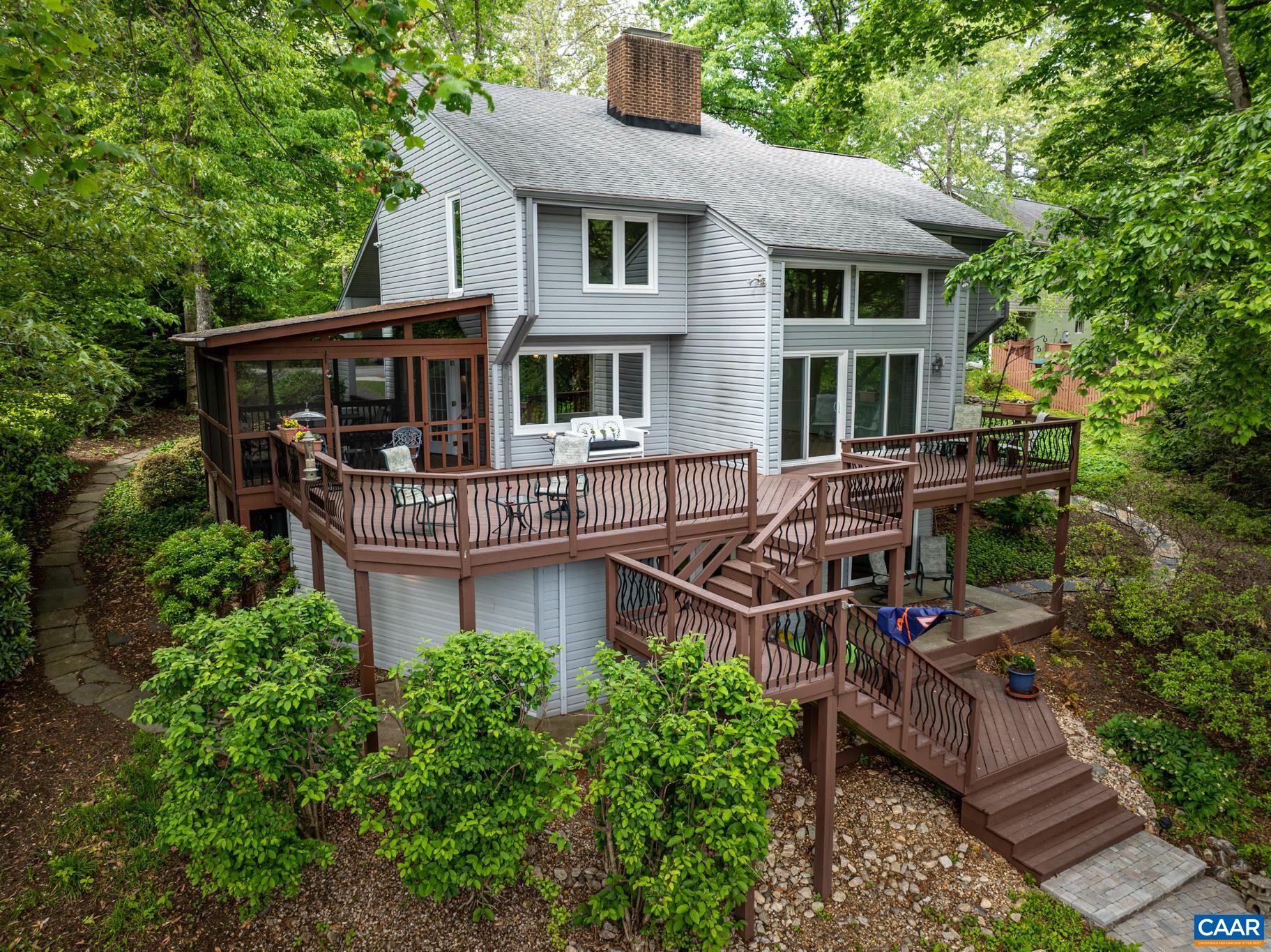4 LAKEVIEW CIR, PALMYRA, Virginia 22963, 5 Bedrooms Bedrooms, ,3 BathroomsBathrooms,Residential,Waterfront tranquility,4 LAKEVIEW CIR,676504 MLS # 676504 4 LAKEVIEW CIR, PALMYRA, Virginia 22963, 5 Bedrooms Bedrooms, ,3 BathroomsBathrooms,Residential,Waterfront tranquility,4 LAKEVIEW CIR,676504 MLS # 676504