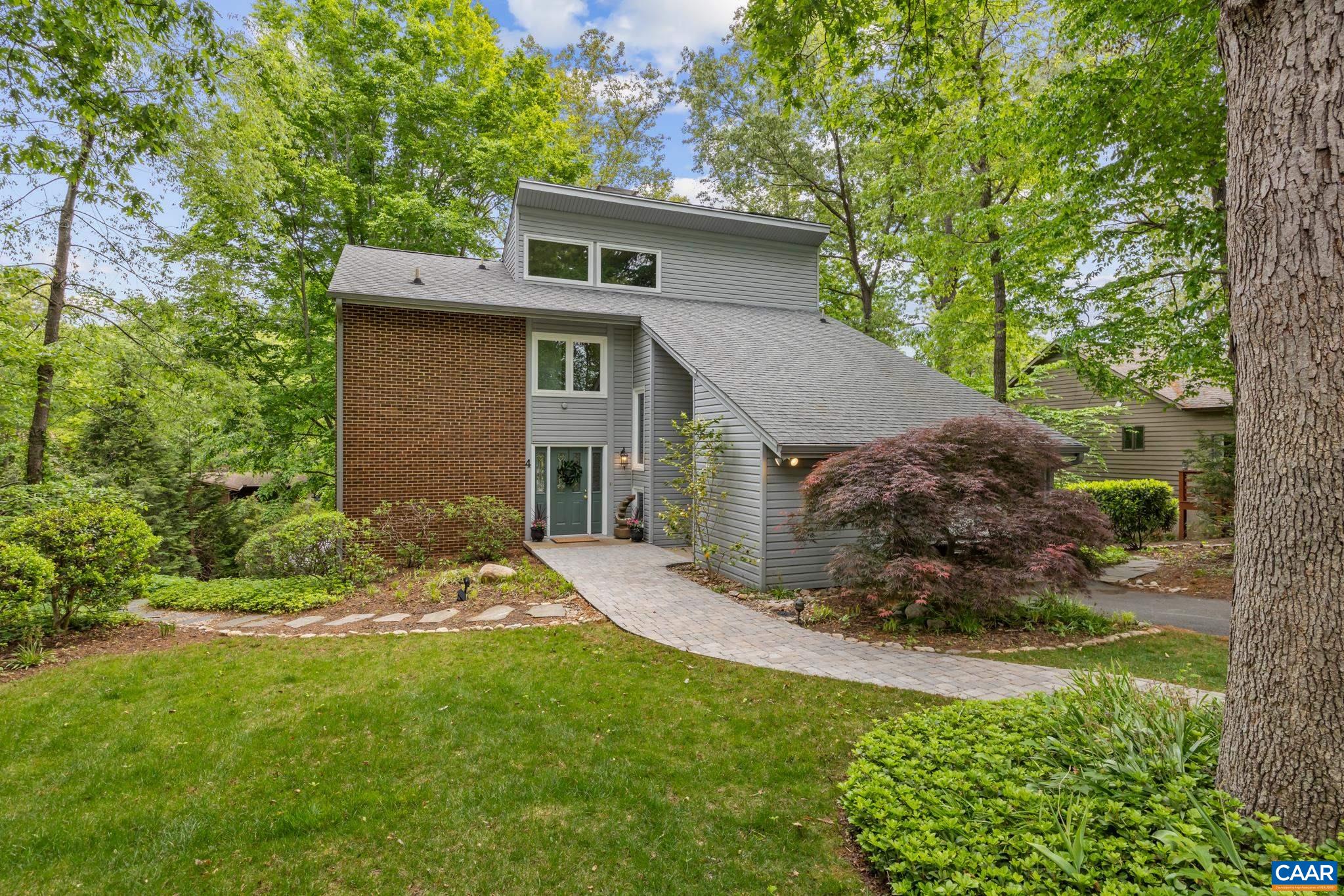 4 LAKEVIEW CIR, PALMYRA, Virginia 22963, 5 Bedrooms Bedrooms, ,3 BathroomsBathrooms,Residential,Waterfront tranquility,4 LAKEVIEW CIR,676504 MLS # 676504 4 LAKEVIEW CIR, PALMYRA, Virginia 22963, 5 Bedrooms Bedrooms, ,3 BathroomsBathrooms,Residential,Waterfront tranquility,4 LAKEVIEW CIR,676504 MLS # 676504