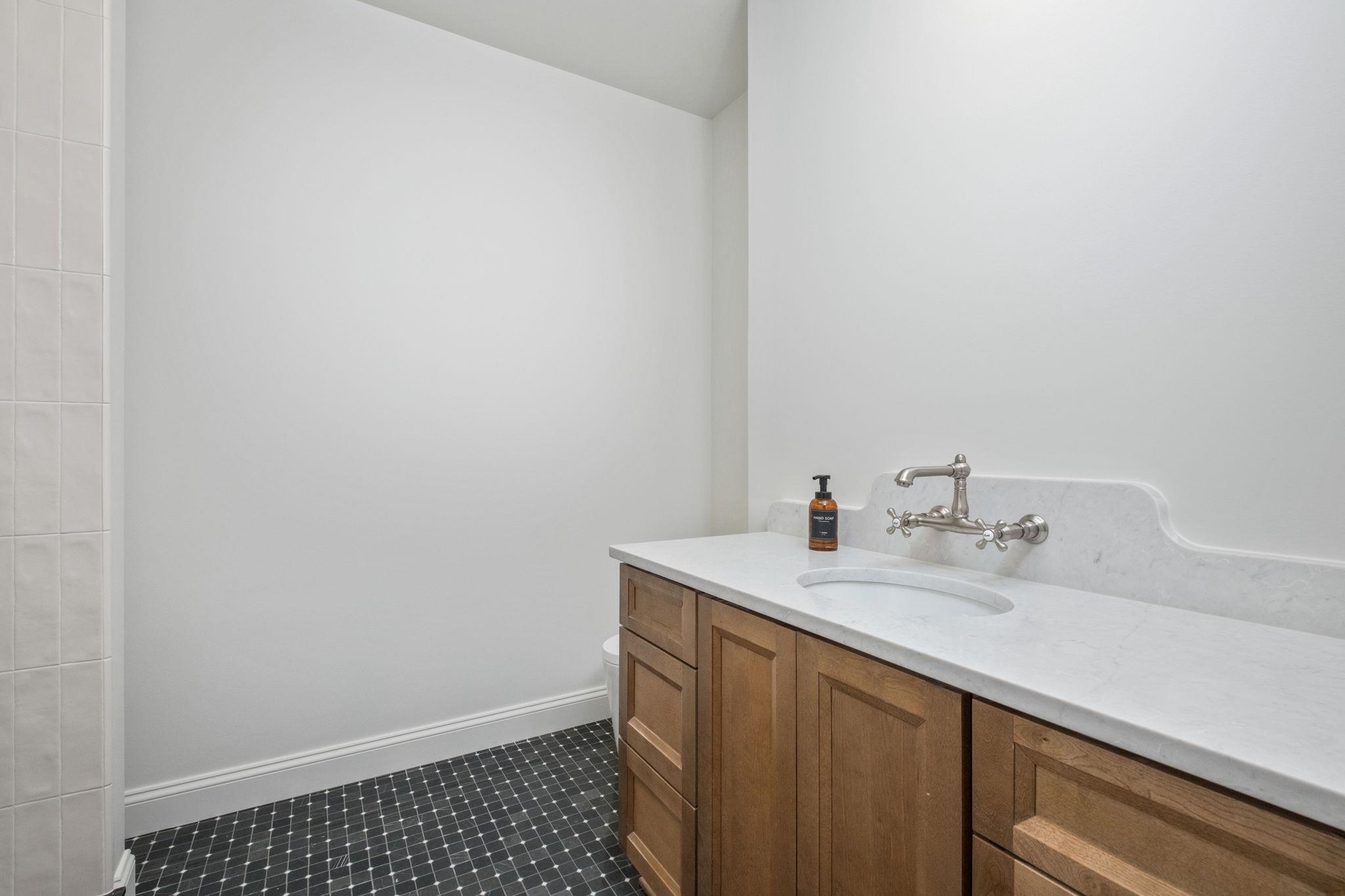 3961 OAK RIDGE RD, MOUNT CRAWFORD, Virginia 22841, 6 Bedrooms Bedrooms, ,6 BathroomsBathrooms,Residential,3961 OAK RIDGE RD,677987 MLS # 677987 3961 OAK RIDGE RD, MOUNT CRAWFORD, Virginia 22841, 6 Bedrooms Bedrooms, ,6 BathroomsBathrooms,Residential,3961 OAK RIDGE RD,677987 MLS # 677987