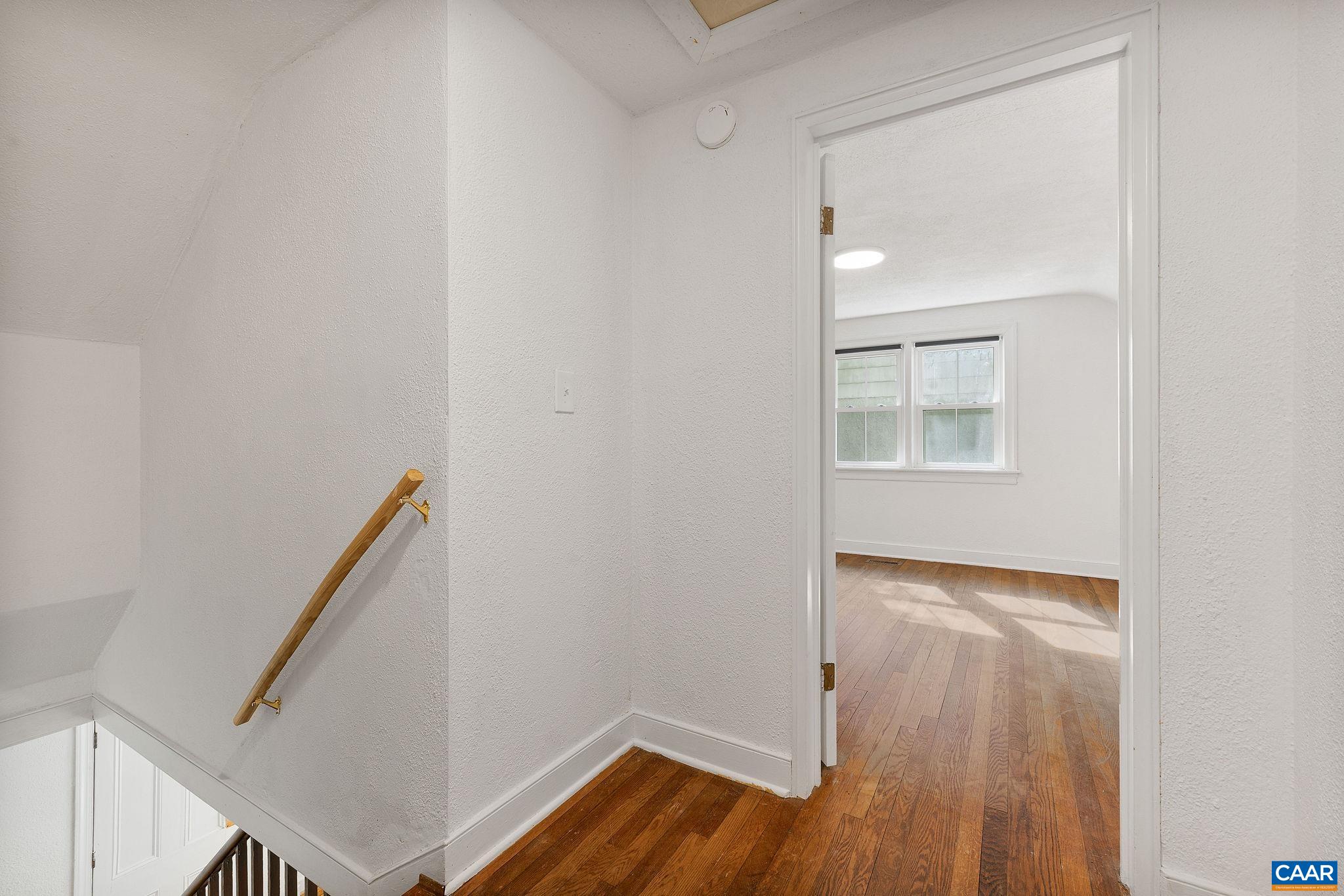 500 DRUID AVE, CHARLOTTESVILLE, Virginia 22902, 3 Bedrooms Bedrooms, ,2 BathroomsBathrooms,Residential,500 DRUID AVE,678350 MLS # 678350 500 DRUID AVE, CHARLOTTESVILLE, Virginia 22902, 3 Bedrooms Bedrooms, ,2 BathroomsBathrooms,Residential,500 DRUID AVE,678350 MLS # 678350