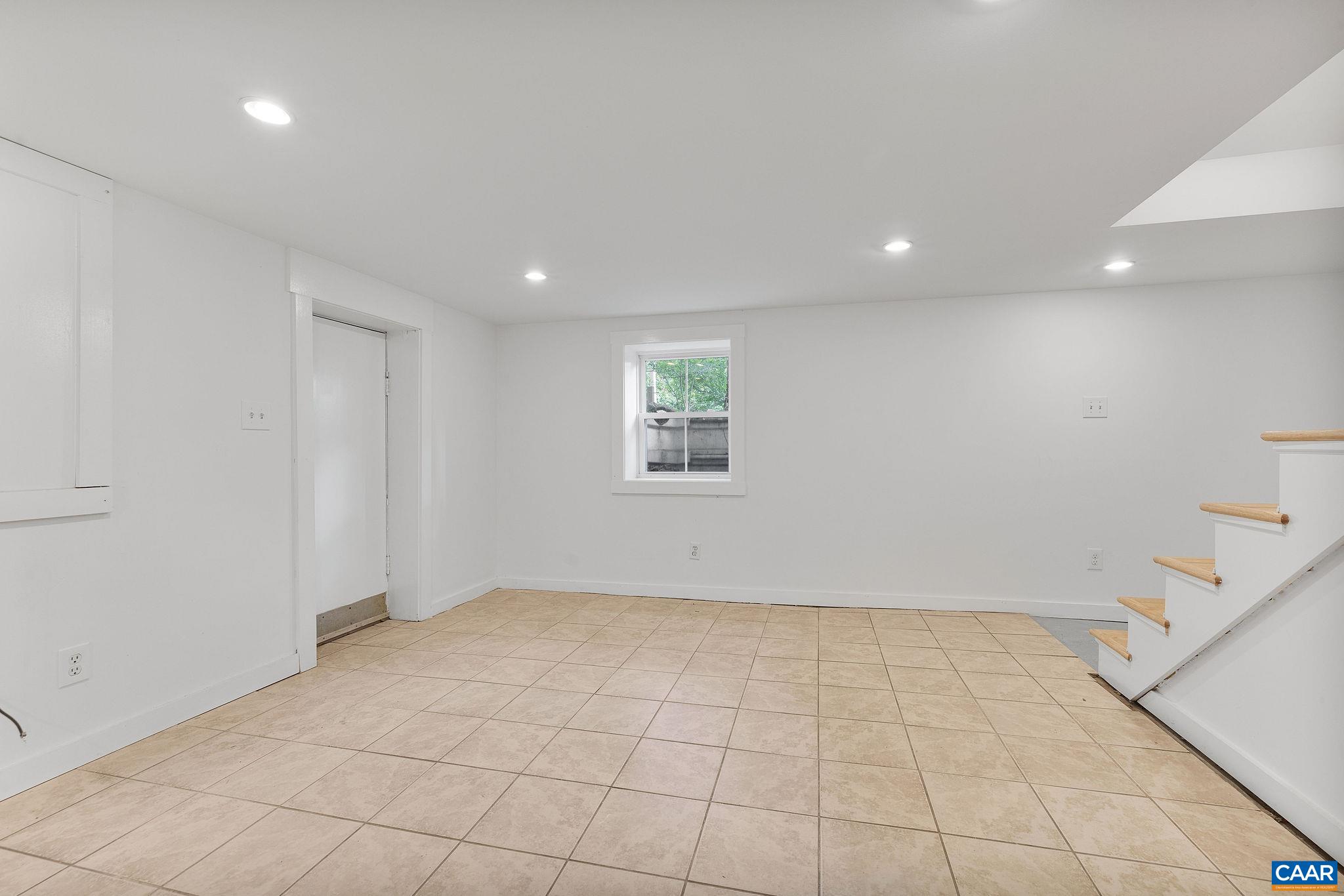 500 DRUID AVE, CHARLOTTESVILLE, Virginia 22902, 3 Bedrooms Bedrooms, ,2 BathroomsBathrooms,Residential,500 DRUID AVE,678350 MLS # 678350 500 DRUID AVE, CHARLOTTESVILLE, Virginia 22902, 3 Bedrooms Bedrooms, ,2 BathroomsBathrooms,Residential,500 DRUID AVE,678350 MLS # 678350
