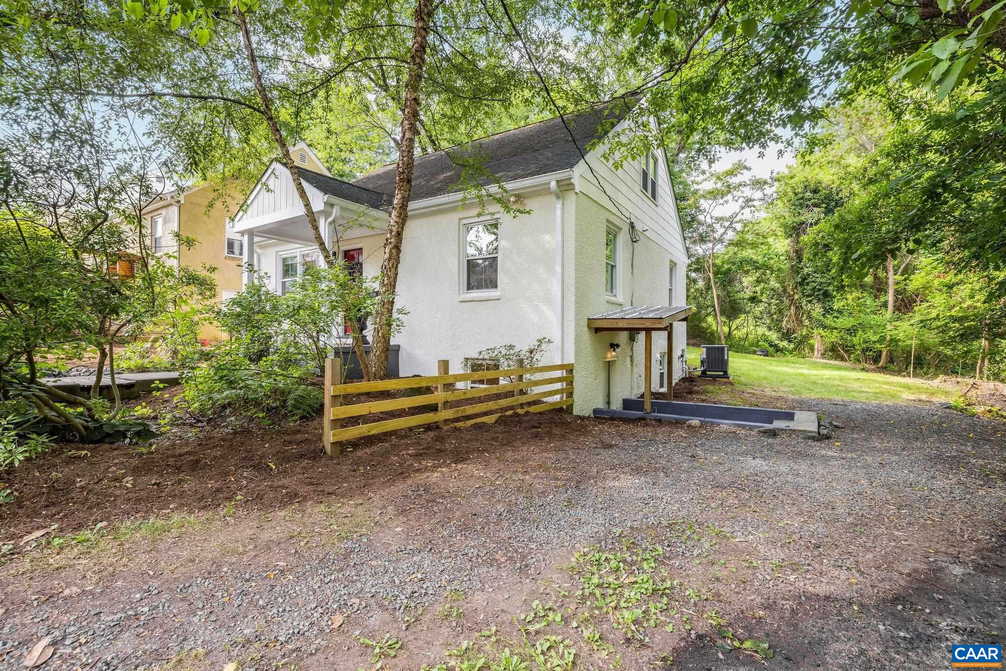 500 DRUID AVE, CHARLOTTESVILLE, Virginia 22902, 3 Bedrooms Bedrooms, ,2 BathroomsBathrooms,Residential,500 DRUID AVE,678350 MLS # 678350 500 DRUID AVE, CHARLOTTESVILLE, Virginia 22902, 3 Bedrooms Bedrooms, ,2 BathroomsBathrooms,Residential,500 DRUID AVE,678350 MLS # 678350