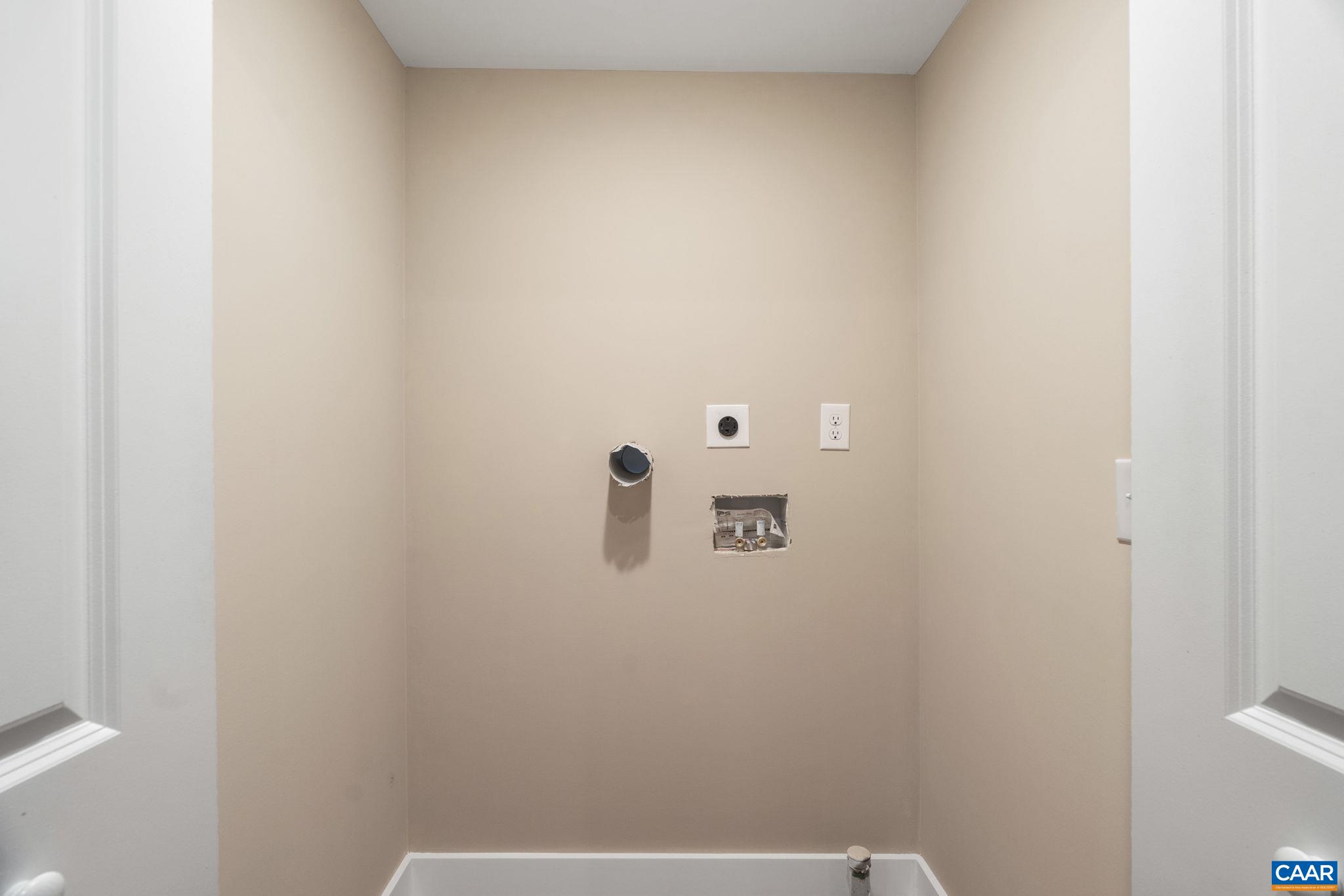 1004 COTTONWOOD RD, CHARLOTTESVILLE, Virginia 22903, 4 Bedrooms Bedrooms, ,2 BathroomsBathrooms,Residential,1004 COTTONWOOD RD,678423 MLS # 678423 1004 COTTONWOOD RD, CHARLOTTESVILLE, Virginia 22903, 4 Bedrooms Bedrooms, ,2 BathroomsBathrooms,Residential,1004 COTTONWOOD RD,678423 MLS # 678423