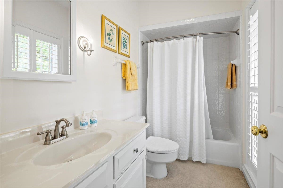 610 WOODMONT DR, STAUNTON, Virginia 24401, 4 Bedrooms Bedrooms, ,3 BathroomsBathrooms,Residential,610 WOODMONT DR,678449 MLS # 678449 610 WOODMONT DR, STAUNTON, Virginia 24401, 4 Bedrooms Bedrooms, ,3 BathroomsBathrooms,Residential,610 WOODMONT DR,678449 MLS # 678449