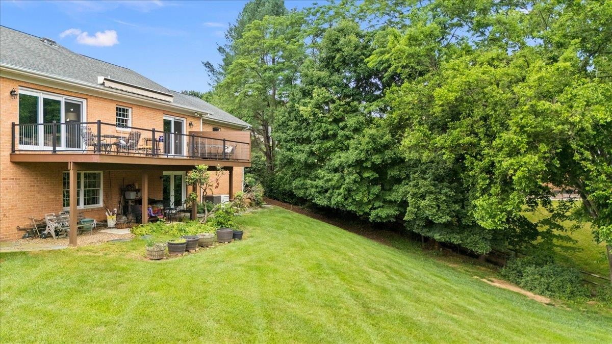 610 WOODMONT DR, STAUNTON, Virginia 24401, 4 Bedrooms Bedrooms, ,3 BathroomsBathrooms,Residential,610 WOODMONT DR,678449 MLS # 678449 610 WOODMONT DR, STAUNTON, Virginia 24401, 4 Bedrooms Bedrooms, ,3 BathroomsBathrooms,Residential,610 WOODMONT DR,678449 MLS # 678449