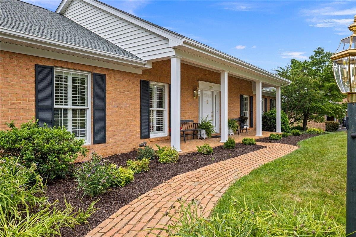 610 WOODMONT DR, STAUNTON, Virginia 24401, 4 Bedrooms Bedrooms, ,3 BathroomsBathrooms,Residential,610 WOODMONT DR,678449 MLS # 678449 610 WOODMONT DR, STAUNTON, Virginia 24401, 4 Bedrooms Bedrooms, ,3 BathroomsBathrooms,Residential,610 WOODMONT DR,678449 MLS # 678449