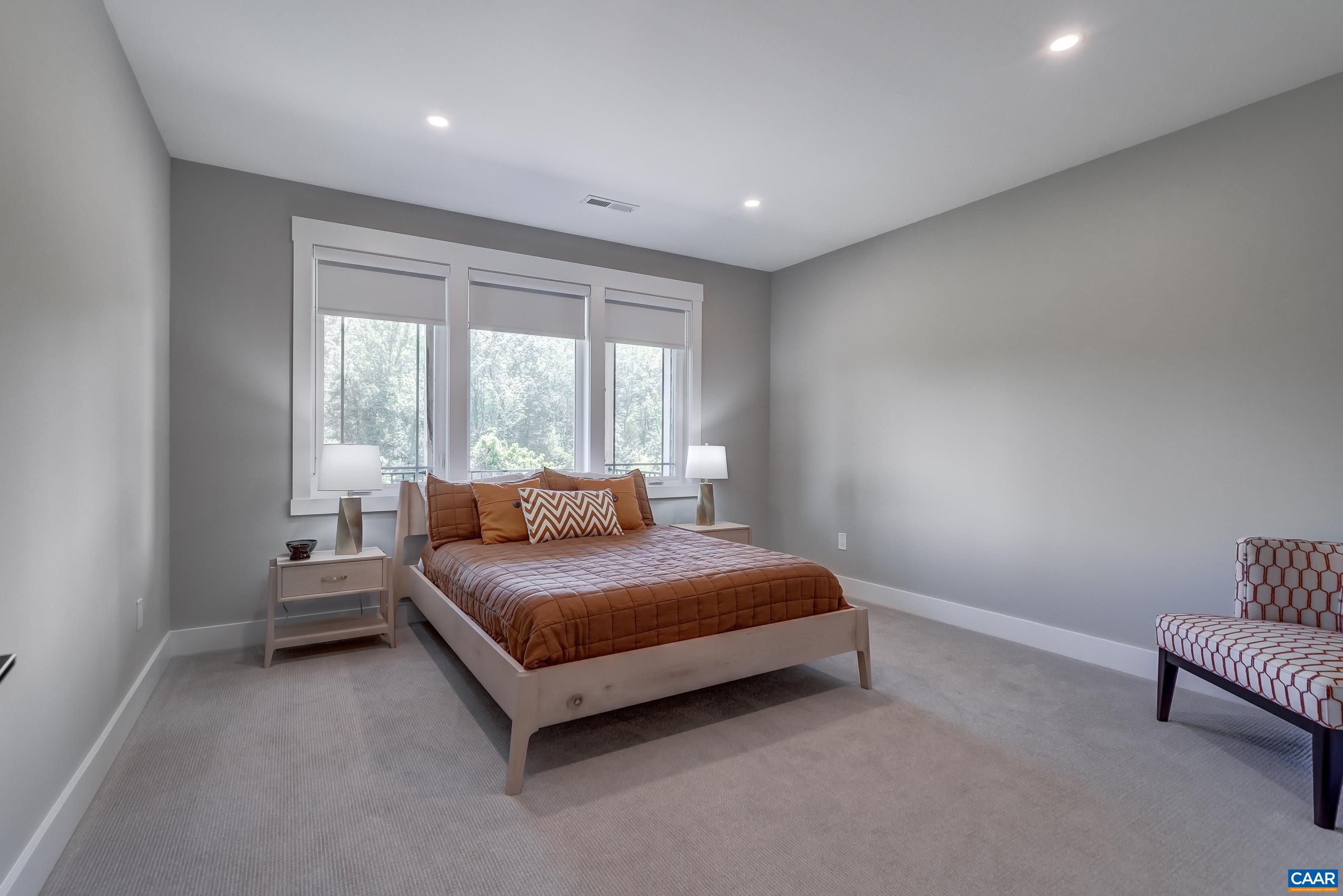 Fourth bedroom on lower level is great for guests! Fourth bedroom on lower level is great for guests!