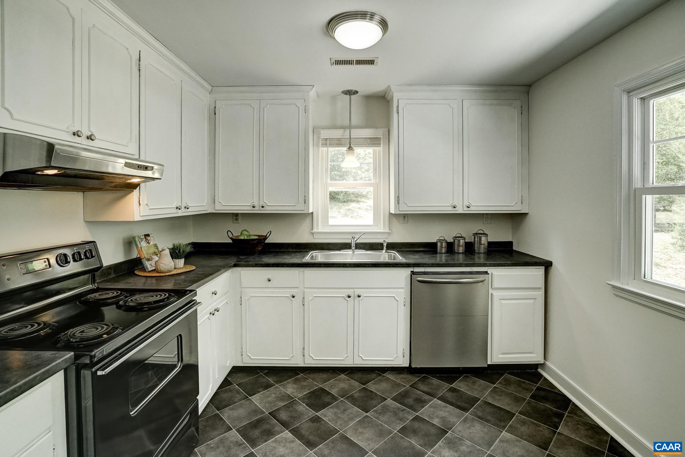 3272 HORSESHOE BEND RD, CHARLOTTESVILLE, Virginia 22901, 3 Bedrooms Bedrooms, ,2 BathroomsBathrooms,Residential,3272 HORSESHOE BEND RD,678486 MLS # 678486 3272 HORSESHOE BEND RD, CHARLOTTESVILLE, Virginia 22901, 3 Bedrooms Bedrooms, ,2 BathroomsBathrooms,Residential,3272 HORSESHOE BEND RD,678486 MLS # 678486