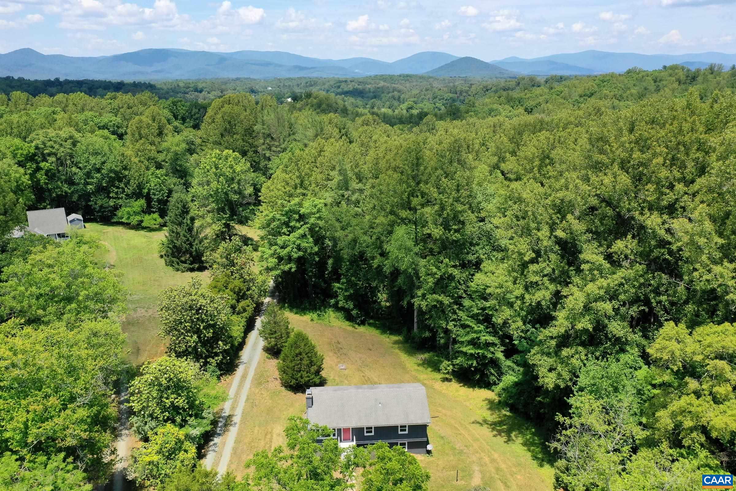 3272 HORSESHOE BEND RD, CHARLOTTESVILLE, Virginia 22901, 3 Bedrooms Bedrooms, ,2 BathroomsBathrooms,Residential,3272 HORSESHOE BEND RD,678486 MLS # 678486 3272 HORSESHOE BEND RD, CHARLOTTESVILLE, Virginia 22901, 3 Bedrooms Bedrooms, ,2 BathroomsBathrooms,Residential,3272 HORSESHOE BEND RD,678486 MLS # 678486