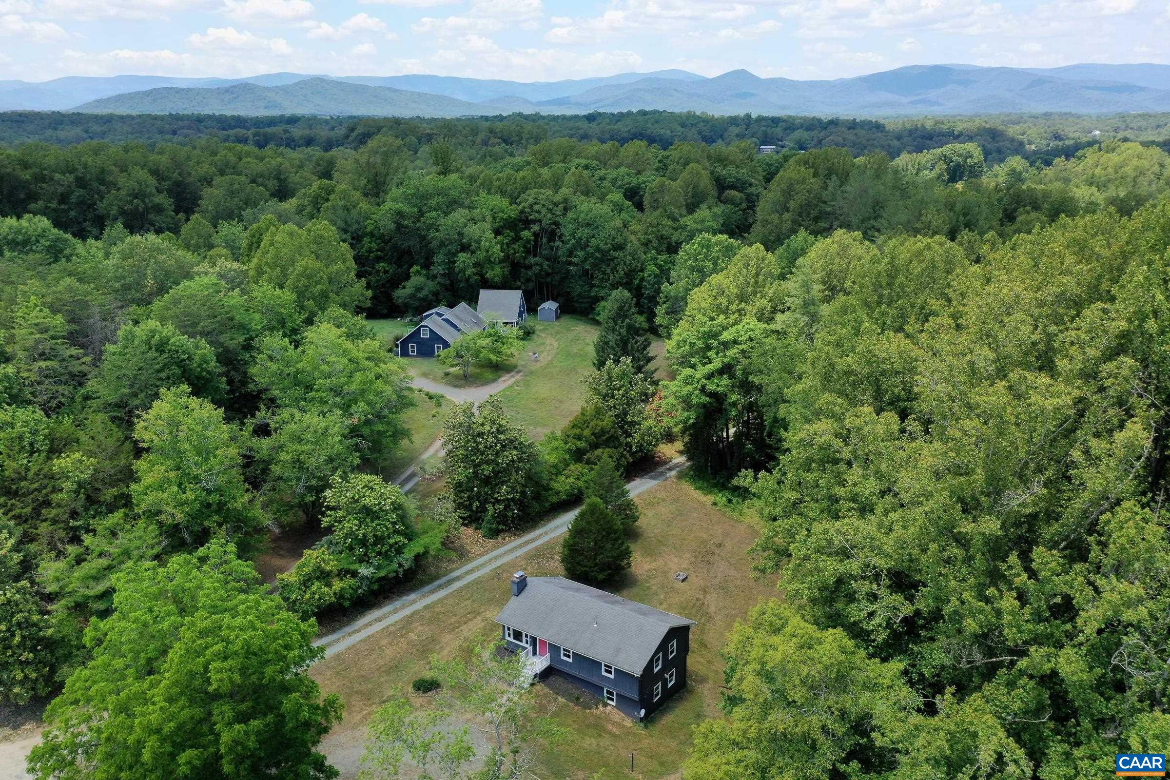 3272 HORSESHOE BEND RD, CHARLOTTESVILLE, Virginia 22901, 3 Bedrooms Bedrooms, ,2 BathroomsBathrooms,Residential,3272 HORSESHOE BEND RD,678486 MLS # 678486 3272 HORSESHOE BEND RD, CHARLOTTESVILLE, Virginia 22901, 3 Bedrooms Bedrooms, ,2 BathroomsBathrooms,Residential,3272 HORSESHOE BEND RD,678486 MLS # 678486