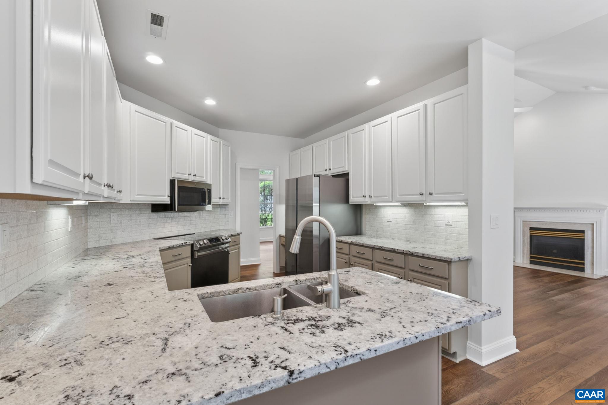 970 CHARTER OAKS DR, CHARLOTTESVILLE, Virginia 22901, 3 Bedrooms Bedrooms, ,2 BathroomsBathrooms,Residential,970 CHARTER OAKS DR,678530 MLS # 678530