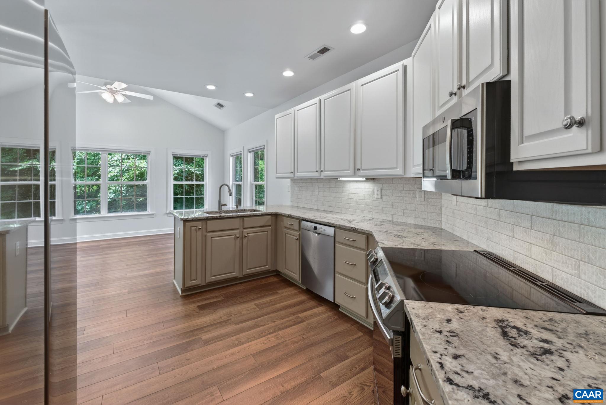 970 CHARTER OAKS DR, CHARLOTTESVILLE, Virginia 22901, 3 Bedrooms Bedrooms, ,2 BathroomsBathrooms,Residential,970 CHARTER OAKS DR,678530 MLS # 678530