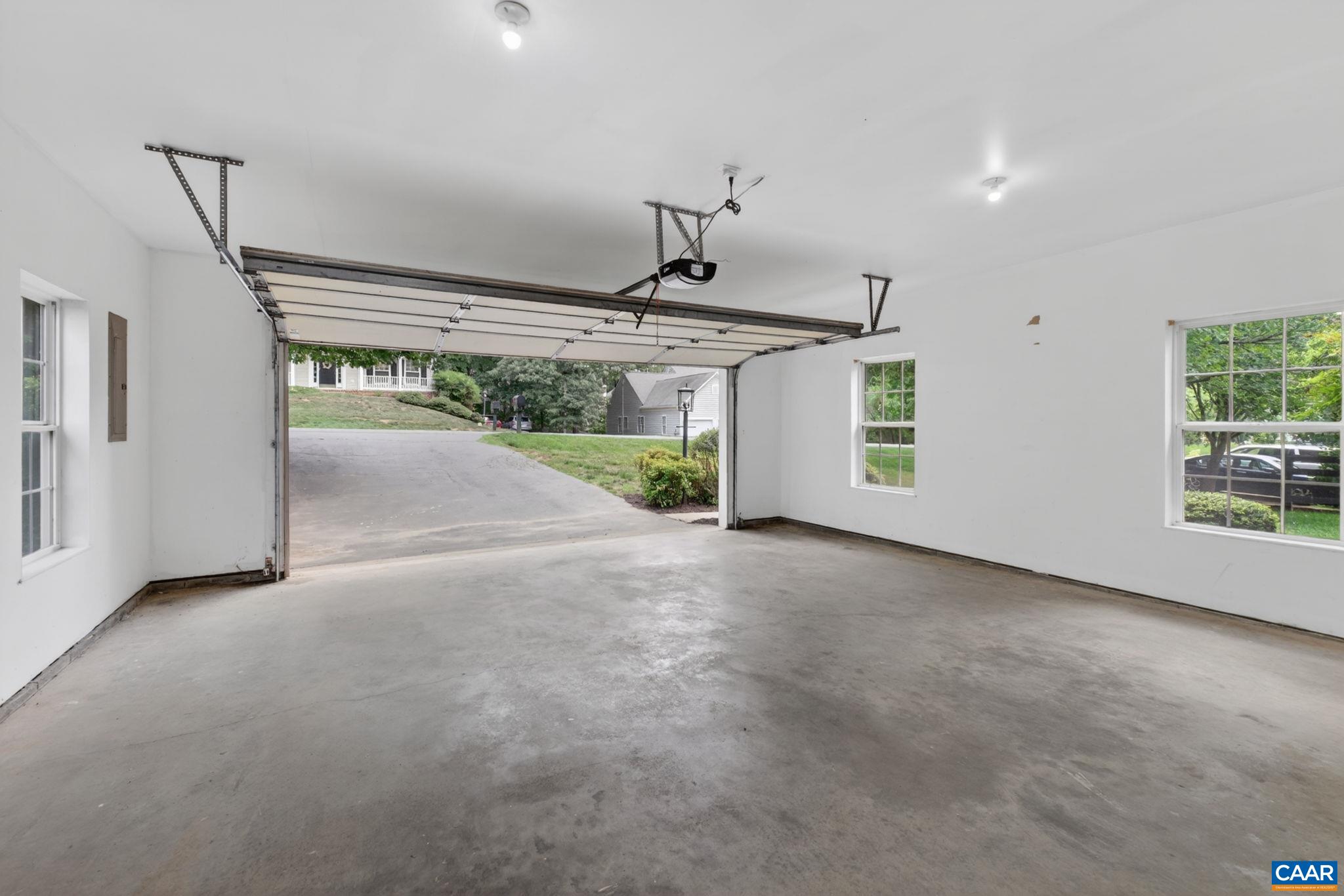 970 CHARTER OAKS DR, CHARLOTTESVILLE, Virginia 22901, 3 Bedrooms Bedrooms, ,2 BathroomsBathrooms,Residential,970 CHARTER OAKS DR,678530 MLS # 678530