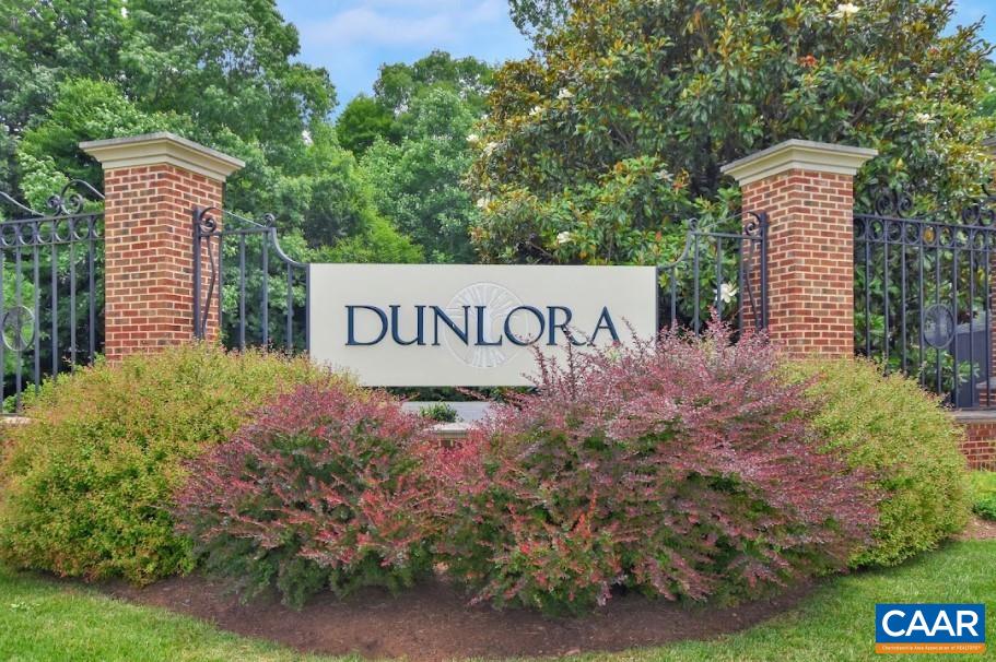 970 CHARTER OAKS DR, CHARLOTTESVILLE, Virginia 22901, 3 Bedrooms Bedrooms, ,2 BathroomsBathrooms,Residential,970 CHARTER OAKS DR,678530 MLS # 678530