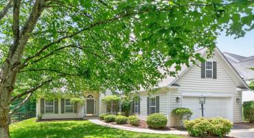 970 CHARTER OAKS DR, CHARLOTTESVILLE, Virginia 22901, 3 Bedrooms Bedrooms, ,2 BathroomsBathrooms,Residential,970 CHARTER OAKS DR,678530 MLS # 678530