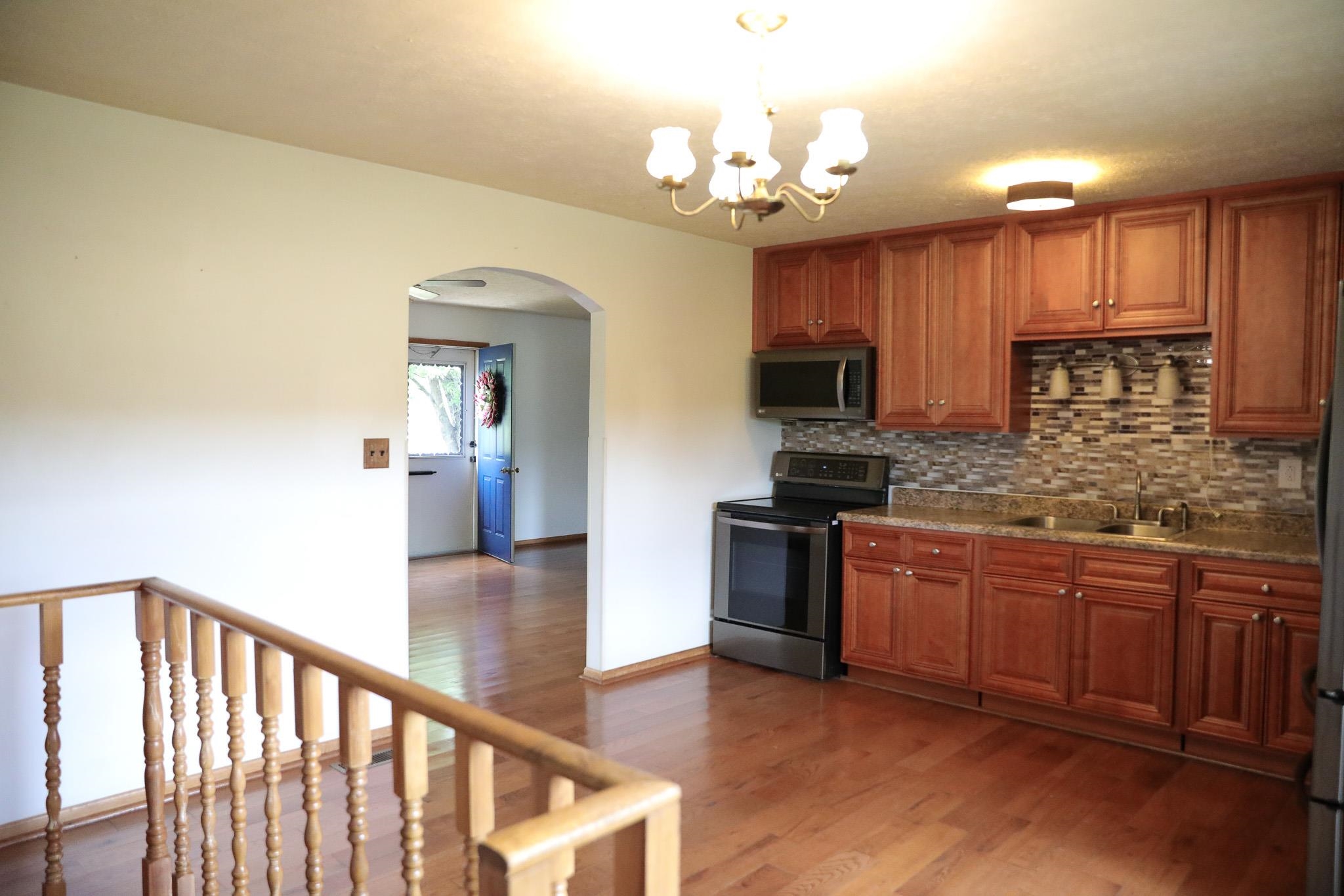 3592 OLD GREENVILLE RD, STAUNTON, Virginia 24401, 2 Bedrooms Bedrooms, ,1 BathroomBathrooms,Residential,Lerty Humphries Estate,3592 OLD GREENVILLE RD,678532 MLS # 678532 3592 OLD GREENVILLE RD, STAUNTON, Virginia 24401, 2 Bedrooms Bedrooms, ,1 BathroomBathrooms,Residential,Lerty Humphries Estate,3592 OLD GREENVILLE RD,678532 MLS # 678532