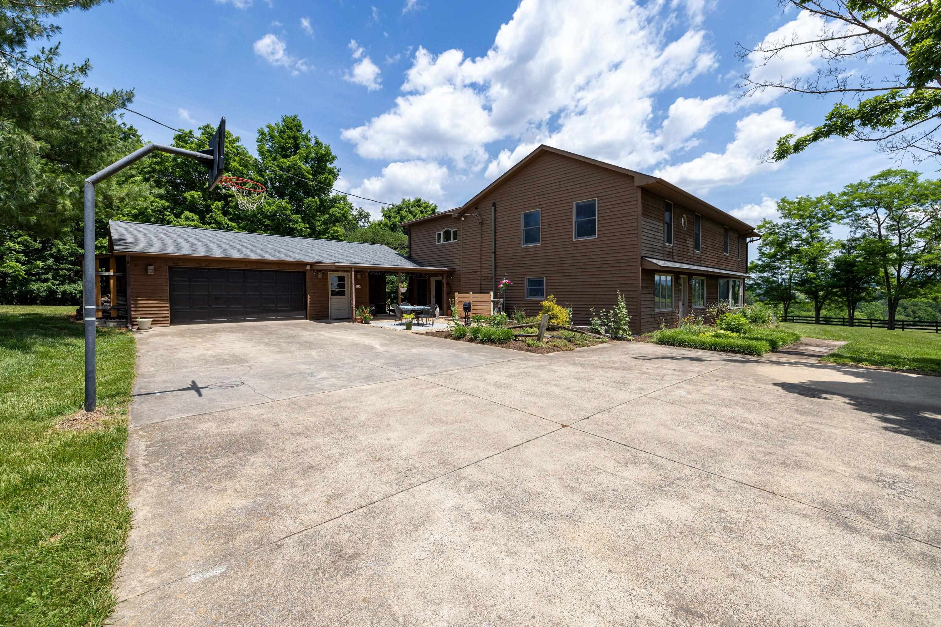 3980 GREENMOUNT RD, ROCKINGHAM, Virginia 22802, 4 Bedrooms Bedrooms, ,2 BathroomsBathrooms,Residential,3980 GREENMOUNT RD,678535 MLS # 678535 3980 GREENMOUNT RD, ROCKINGHAM, Virginia 22802, 4 Bedrooms Bedrooms, ,2 BathroomsBathrooms,Residential,3980 GREENMOUNT RD,678535 MLS # 678535
