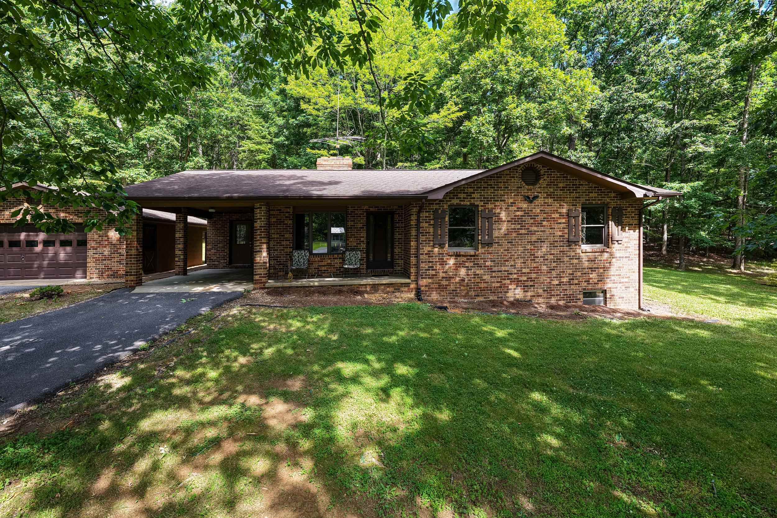 2416 NEWPORT RD, SHENANDOAH, Virginia 22849, 2 Bedrooms Bedrooms, ,1 BathroomBathrooms,Residential,2416 NEWPORT RD,678537 MLS # 678537 2416 NEWPORT RD, SHENANDOAH, Virginia 22849, 2 Bedrooms Bedrooms, ,1 BathroomBathrooms,Residential,2416 NEWPORT RD,678537 MLS # 678537