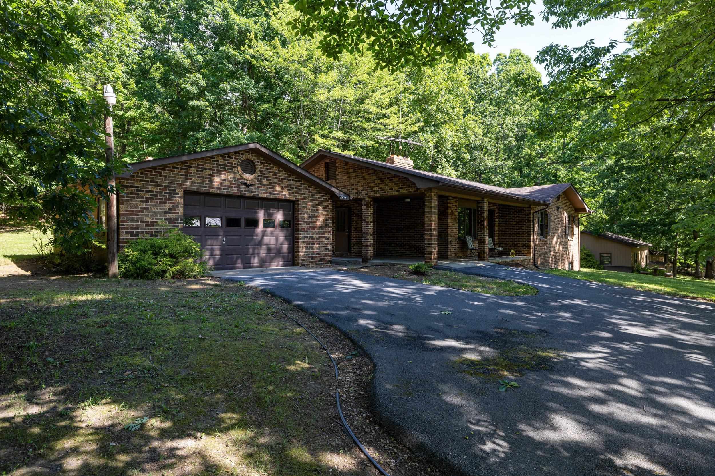 2416 NEWPORT RD, SHENANDOAH, Virginia 22849, 2 Bedrooms Bedrooms, ,1 BathroomBathrooms,Residential,2416 NEWPORT RD,678537 MLS # 678537 2416 NEWPORT RD, SHENANDOAH, Virginia 22849, 2 Bedrooms Bedrooms, ,1 BathroomBathrooms,Residential,2416 NEWPORT RD,678537 MLS # 678537
