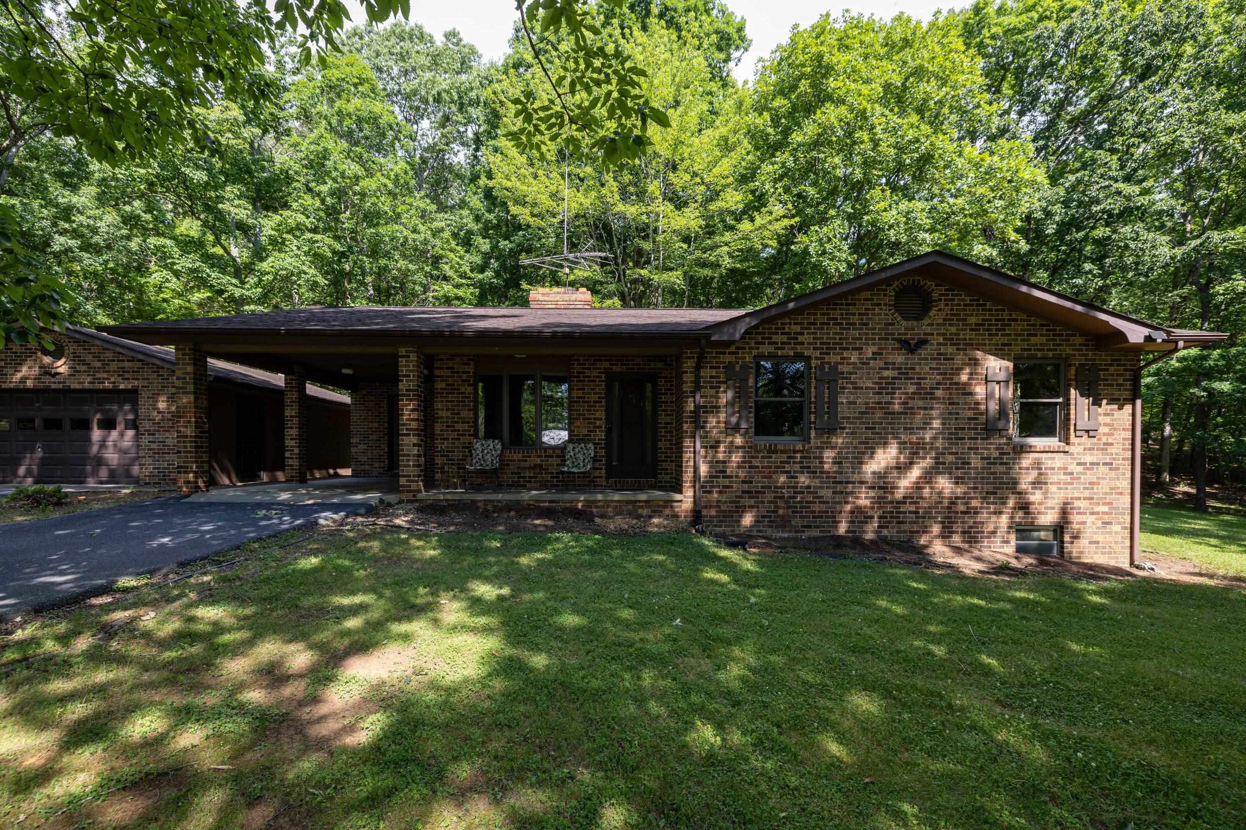 2416 NEWPORT RD, SHENANDOAH, Virginia 22849, 2 Bedrooms Bedrooms, ,1 BathroomBathrooms,Residential,2416 NEWPORT RD,678537 MLS # 678537 2416 NEWPORT RD, SHENANDOAH, Virginia 22849, 2 Bedrooms Bedrooms, ,1 BathroomBathrooms,Residential,2416 NEWPORT RD,678537 MLS # 678537