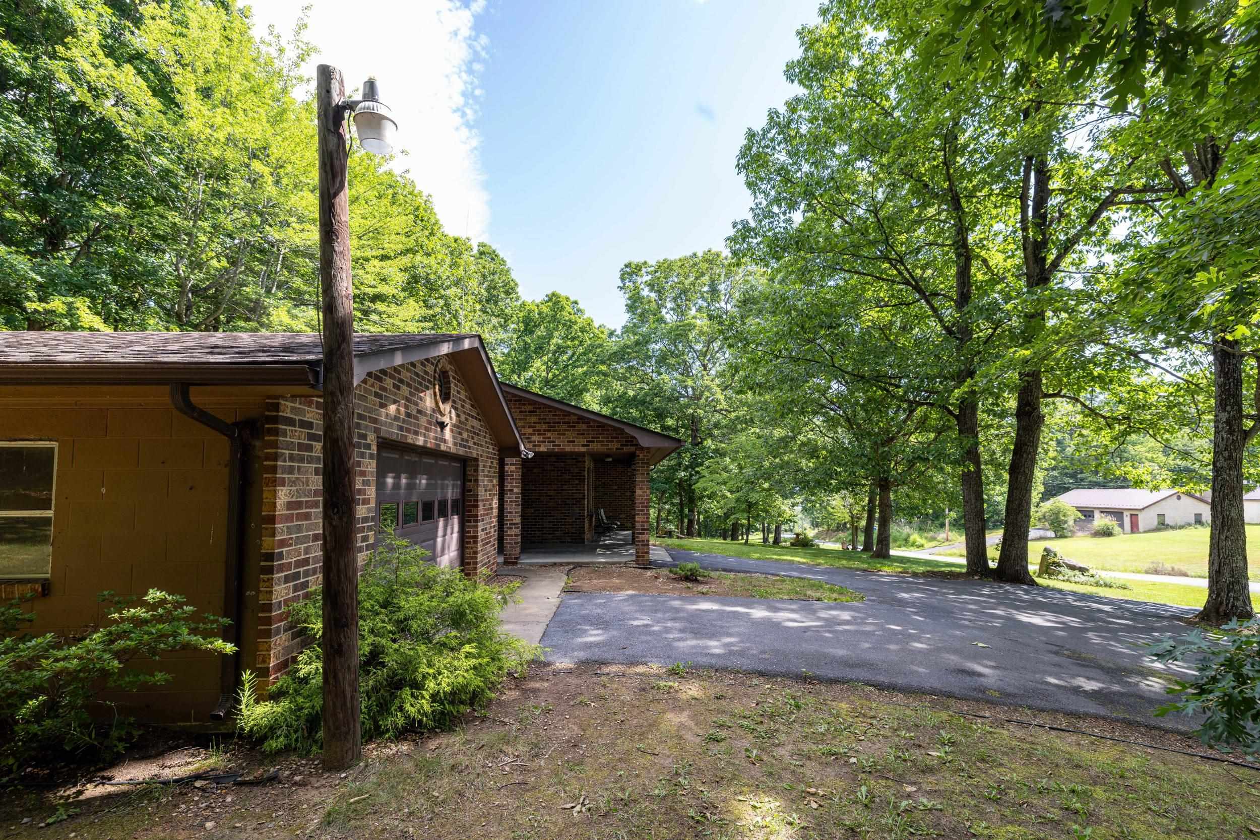 2416 NEWPORT RD, SHENANDOAH, Virginia 22849, 2 Bedrooms Bedrooms, ,1 BathroomBathrooms,Residential,2416 NEWPORT RD,678537 MLS # 678537 2416 NEWPORT RD, SHENANDOAH, Virginia 22849, 2 Bedrooms Bedrooms, ,1 BathroomBathrooms,Residential,2416 NEWPORT RD,678537 MLS # 678537