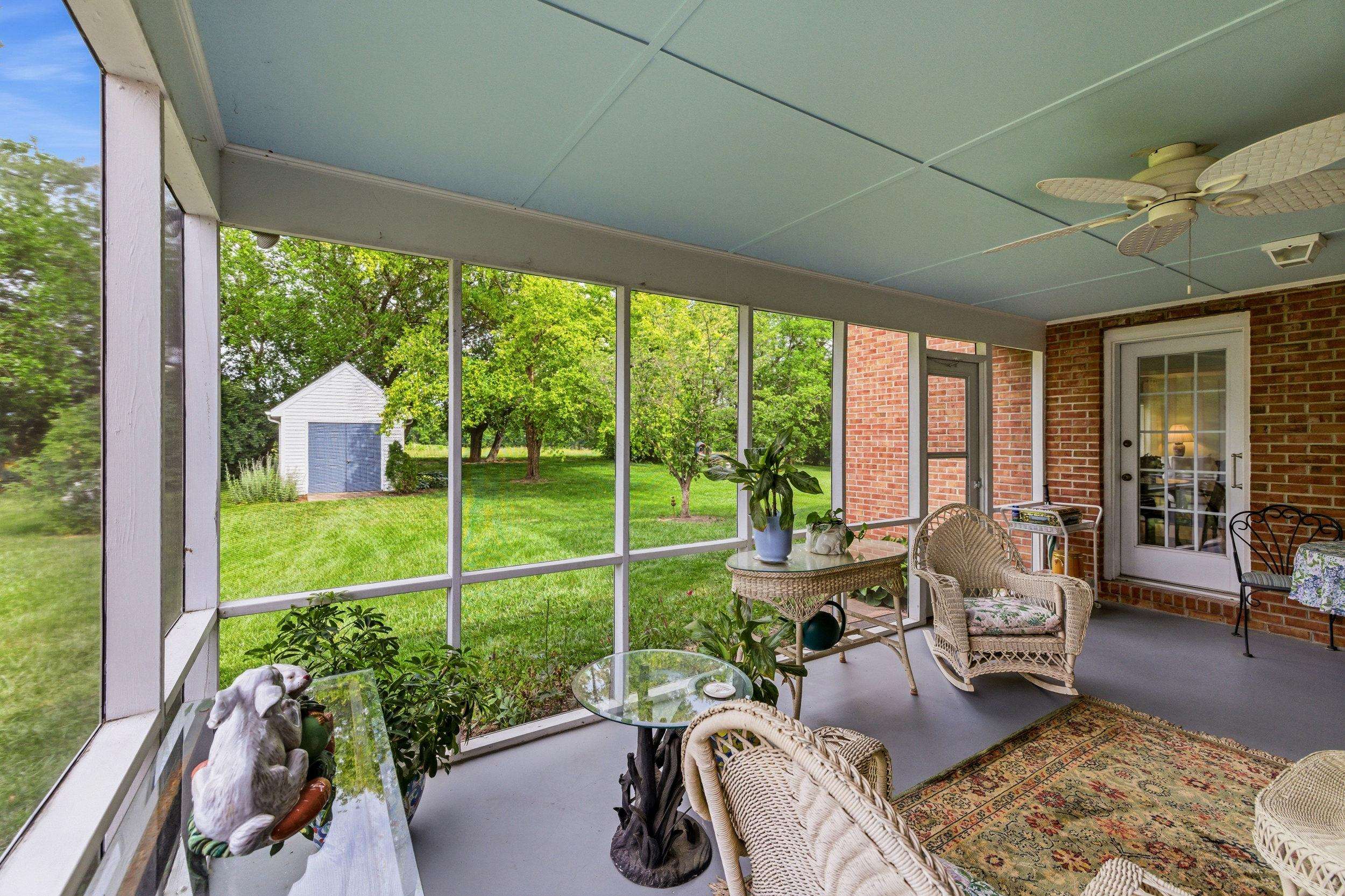 415 KERN ST, WOODSTOCK, Virginia 22664, 4 Bedrooms Bedrooms, ,2 BathroomsBathrooms,Residential,415 KERN ST,678543 MLS # 678543 415 KERN ST, WOODSTOCK, Virginia 22664, 4 Bedrooms Bedrooms, ,2 BathroomsBathrooms,Residential,415 KERN ST,678543 MLS # 678543