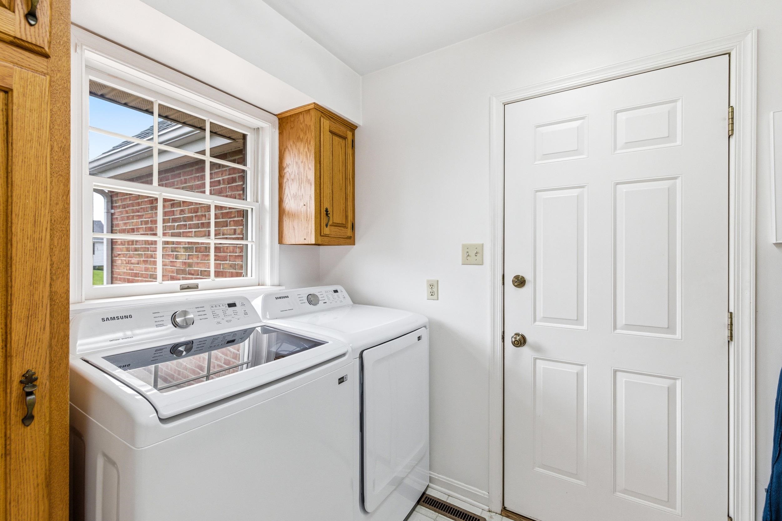 415 KERN ST, WOODSTOCK, Virginia 22664, 4 Bedrooms Bedrooms, ,2 BathroomsBathrooms,Residential,415 KERN ST,678543 MLS # 678543 415 KERN ST, WOODSTOCK, Virginia 22664, 4 Bedrooms Bedrooms, ,2 BathroomsBathrooms,Residential,415 KERN ST,678543 MLS # 678543