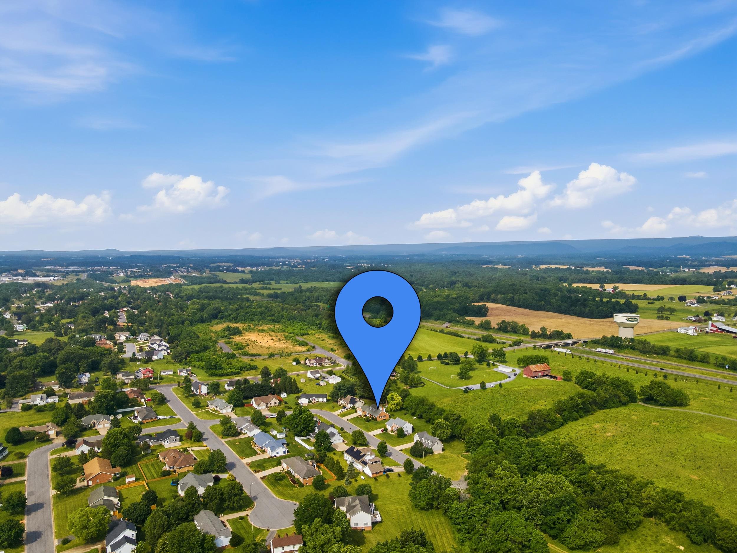 415 KERN ST, WOODSTOCK, Virginia 22664, 4 Bedrooms Bedrooms, ,2 BathroomsBathrooms,Residential,415 KERN ST,678543 MLS # 678543 415 KERN ST, WOODSTOCK, Virginia 22664, 4 Bedrooms Bedrooms, ,2 BathroomsBathrooms,Residential,415 KERN ST,678543 MLS # 678543