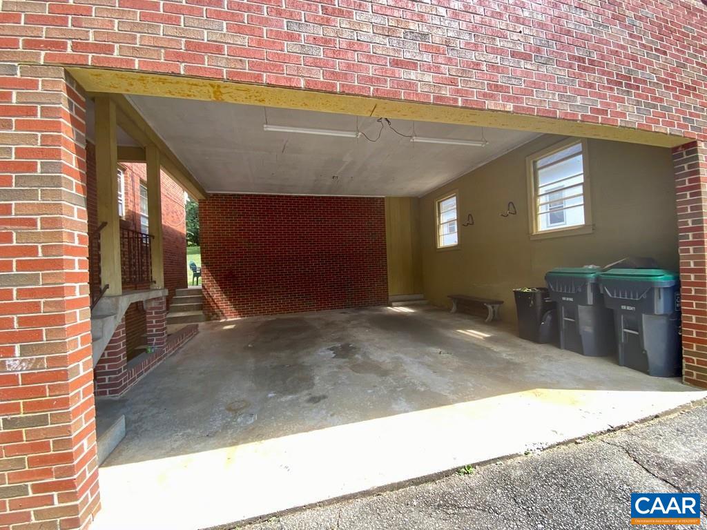 912 SAINT CHARLES AVE, CHARLOTTESVILLE, Virginia 22901, ,Residential,912 SAINT CHARLES AVE,678552 MLS # 678552