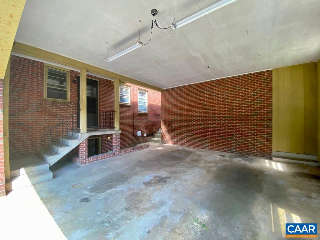 912 SAINT CHARLES AVE, CHARLOTTESVILLE, Virginia 22901, ,Residential,912 SAINT CHARLES AVE,678552 MLS # 678552