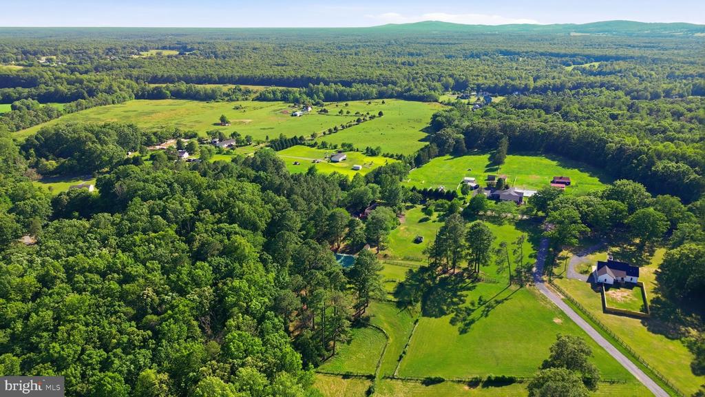 9337 EVERONA RD, UNIONVILLE, Virginia 22567, 3 Bedrooms Bedrooms, ,2 BathroomsBathrooms,Residential,9337 EVERONA RD,VAOR2014466 MLS # VAOR2014466