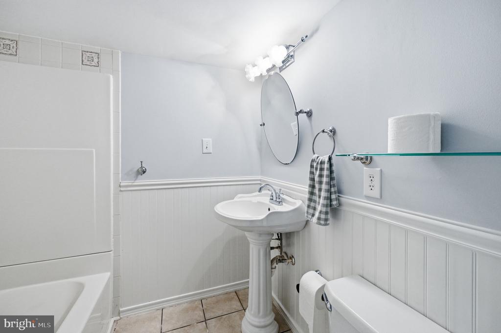 9337 EVERONA RD, UNIONVILLE, Virginia 22567, 3 Bedrooms Bedrooms, ,2 BathroomsBathrooms,Residential,9337 EVERONA RD,VAOR2014466 MLS # VAOR2014466
