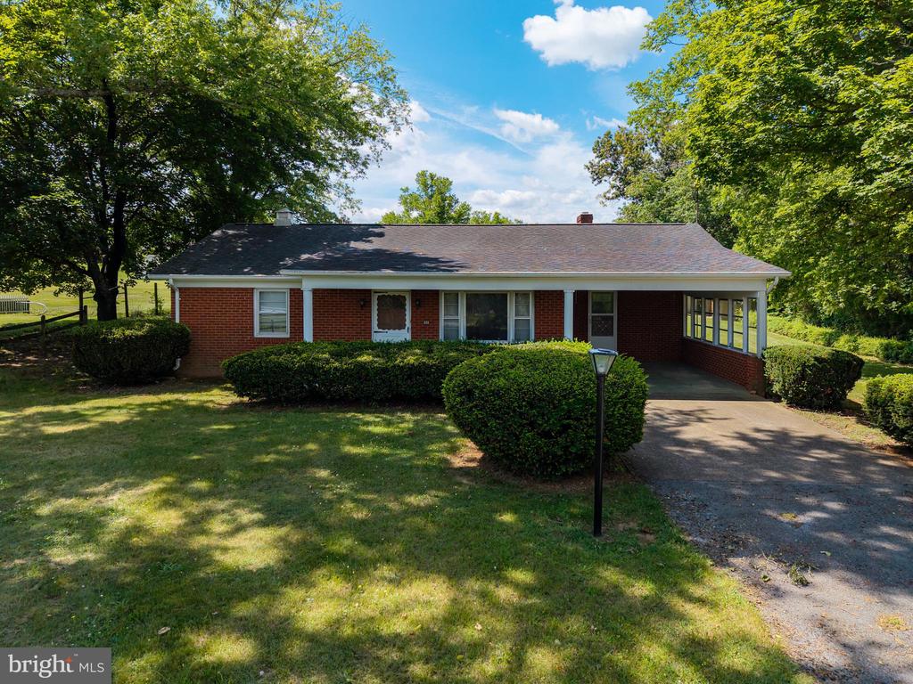 2275 US HIGHWAY 211 W, LURAY, Virginia 22835, 2 Bedrooms Bedrooms, ,1 BathroomBathrooms,Residential,2275 US HIGHWAY 211 W,VAPA2006566 MLS # VAPA2006566 2275 US HIGHWAY 211 W, LURAY, Virginia 22835, 2 Bedrooms Bedrooms, ,1 BathroomBathrooms,Residential,2275 US HIGHWAY 211 W,VAPA2006566 MLS # VAPA2006566