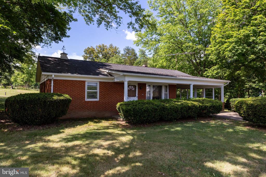 2275 US HIGHWAY 211 W, LURAY, Virginia 22835, 2 Bedrooms Bedrooms, ,1 BathroomBathrooms,Residential,2275 US HIGHWAY 211 W,VAPA2006566 MLS # VAPA2006566 2275 US HIGHWAY 211 W, LURAY, Virginia 22835, 2 Bedrooms Bedrooms, ,1 BathroomBathrooms,Residential,2275 US HIGHWAY 211 W,VAPA2006566 MLS # VAPA2006566