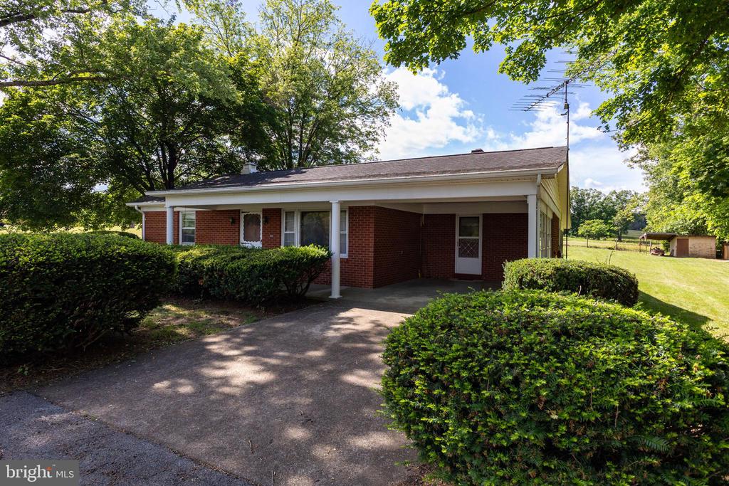 2275 US HIGHWAY 211 W, LURAY, Virginia 22835, 2 Bedrooms Bedrooms, ,1 BathroomBathrooms,Residential,2275 US HIGHWAY 211 W,VAPA2006566 MLS # VAPA2006566 2275 US HIGHWAY 211 W, LURAY, Virginia 22835, 2 Bedrooms Bedrooms, ,1 BathroomBathrooms,Residential,2275 US HIGHWAY 211 W,VAPA2006566 MLS # VAPA2006566